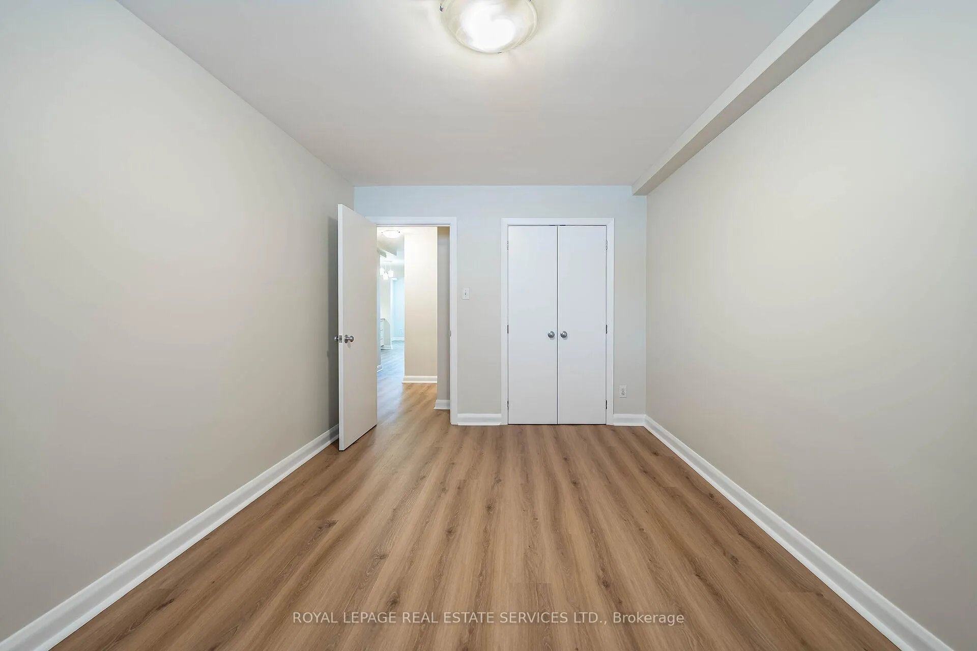 Photo 23 of Unit # 1, 40 Emerald Crescent, Etobicoke, New Toronto — HOMEH