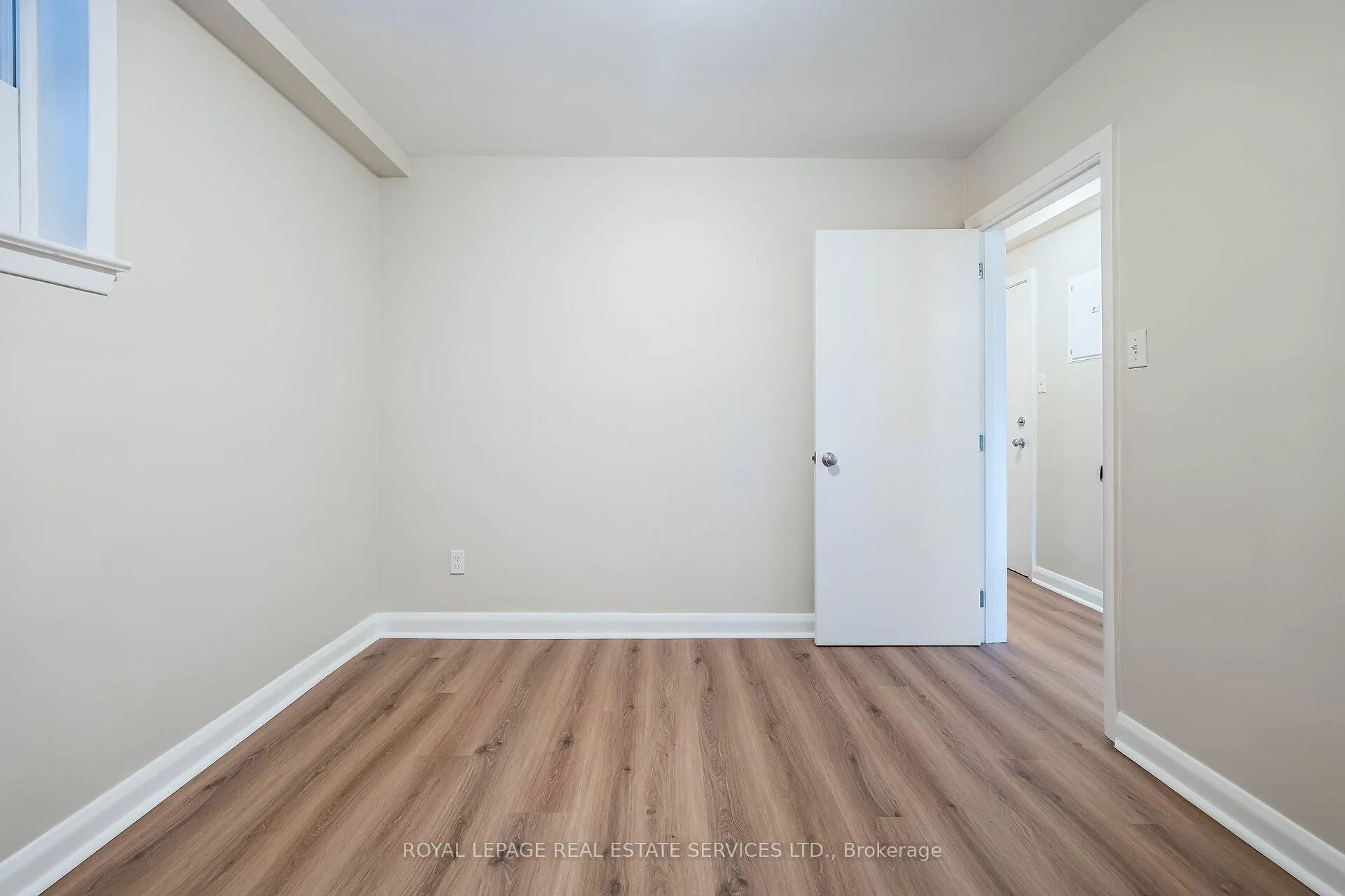 Photo 27 of Unit # 1, 40 Emerald Crescent, Etobicoke, New Toronto — HOMEH