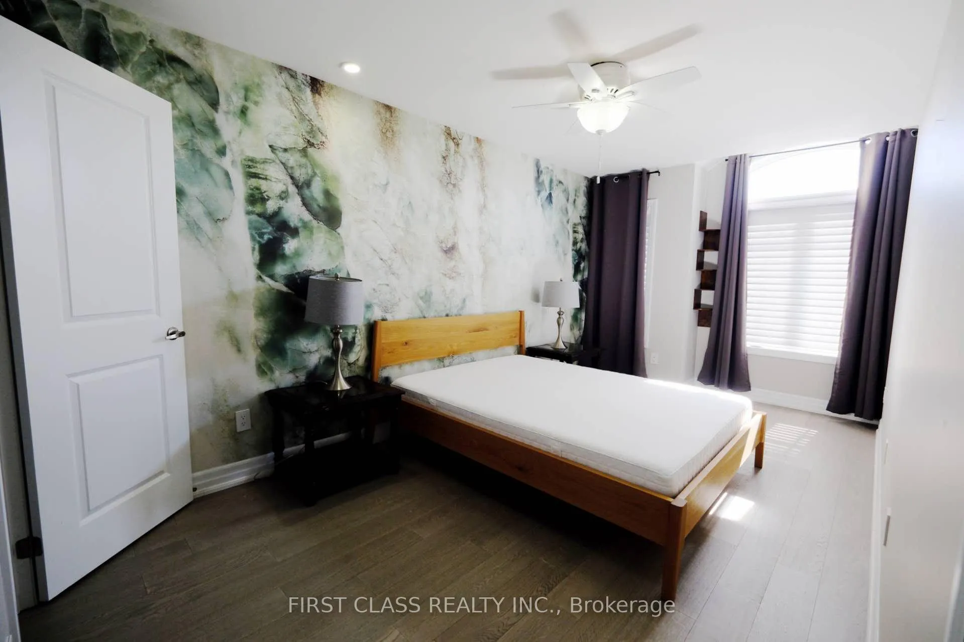 Photo 14 of 11 Claudview Street, King, King City — HOMEH