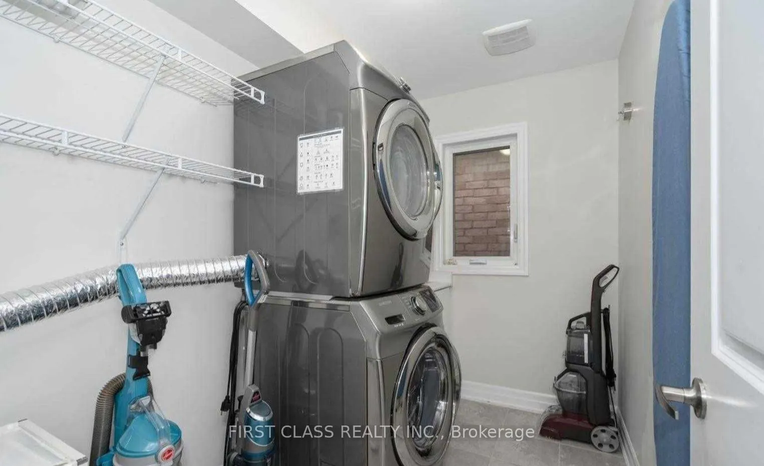 Photo 15 of 11 Claudview Street, King, King City — HOMEH