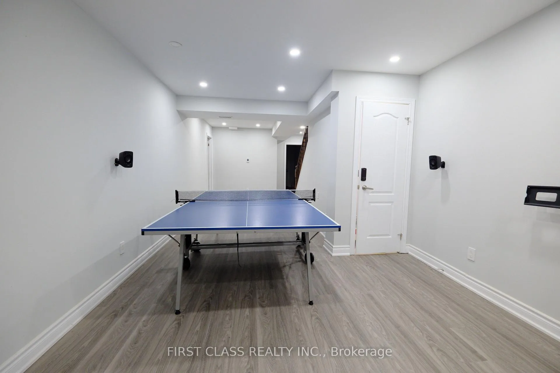 Photo 18 of 11 Claudview Street, King, King City — HOMEH