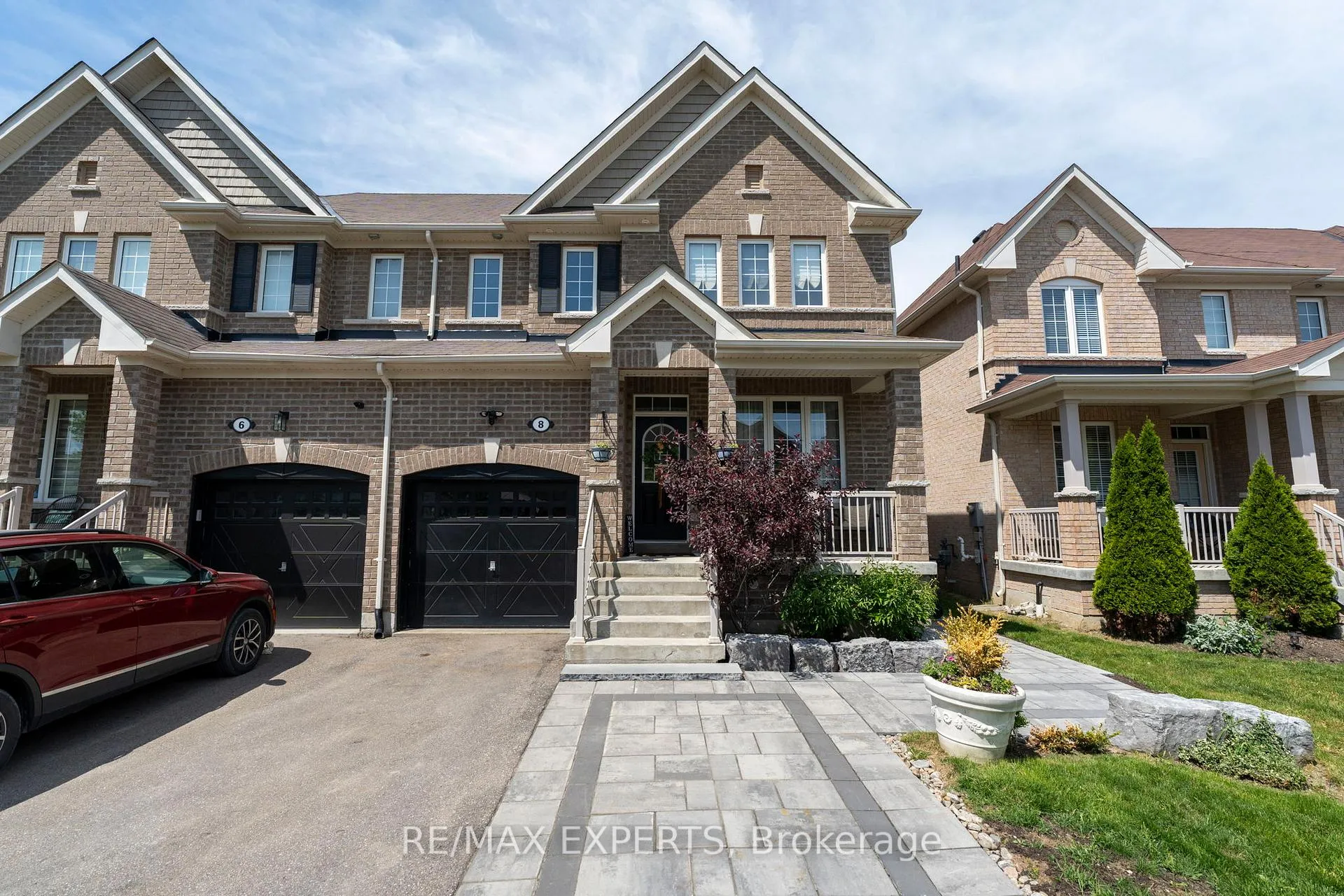 Photo 2 of 8 Jackson Drive, New Tecumseth, Tottenham — HOMEH