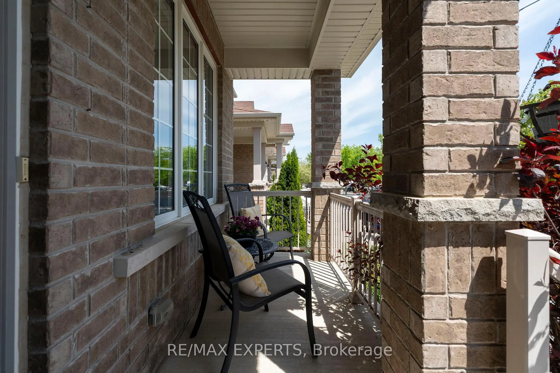 Photo 4 of 8 Jackson Drive, New Tecumseth, Tottenham — HOMEH