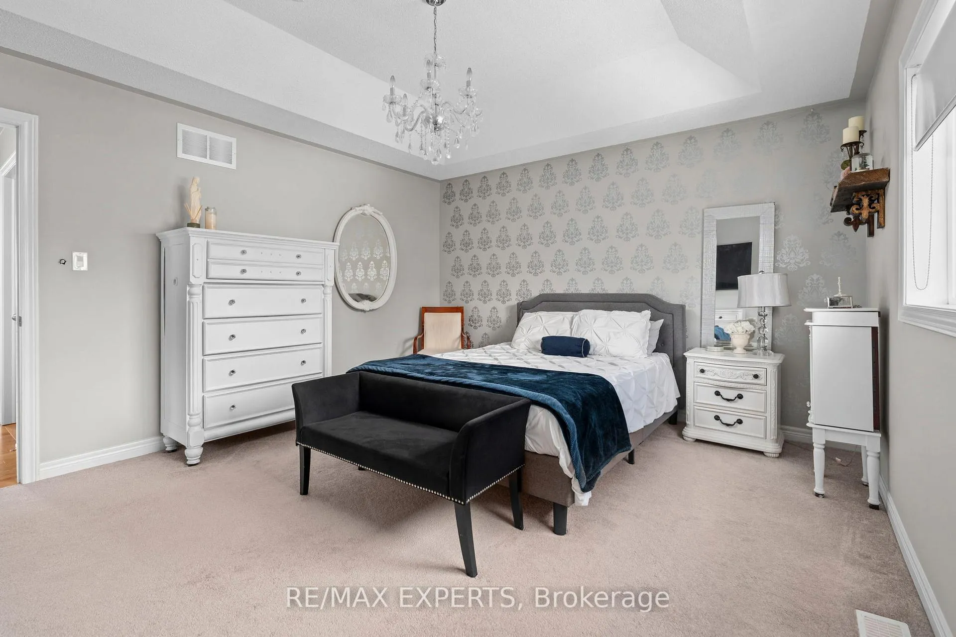 Photo 21 of 8 Jackson Drive, New Tecumseth, Tottenham — HOMEH