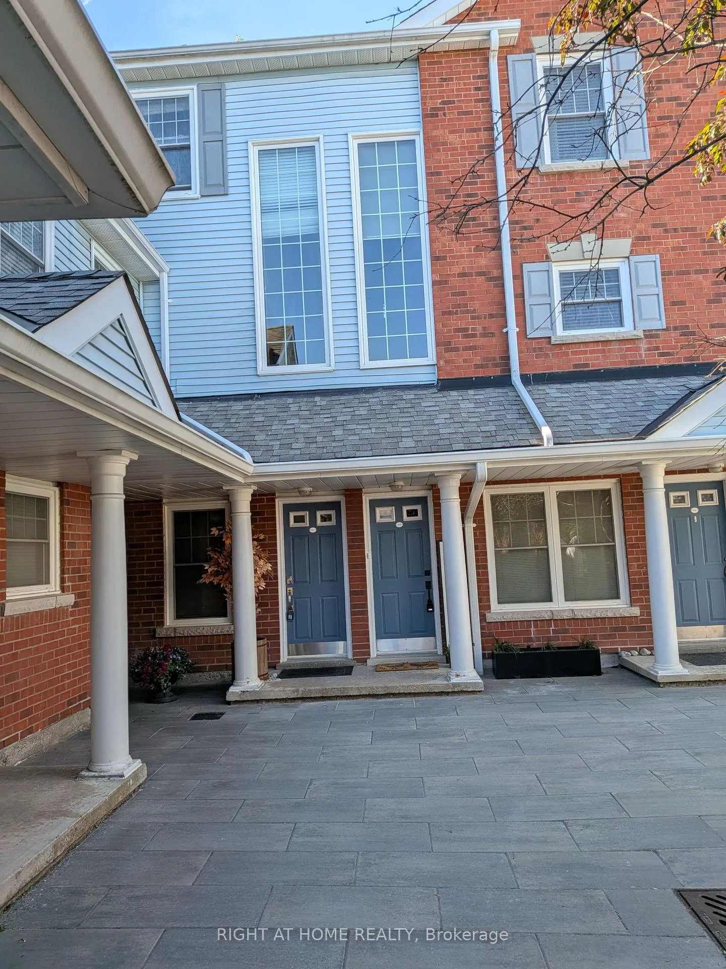 Photo 2 of Unit D-7, 1663 Nash Road, Clarington, Courtice — HOMEH