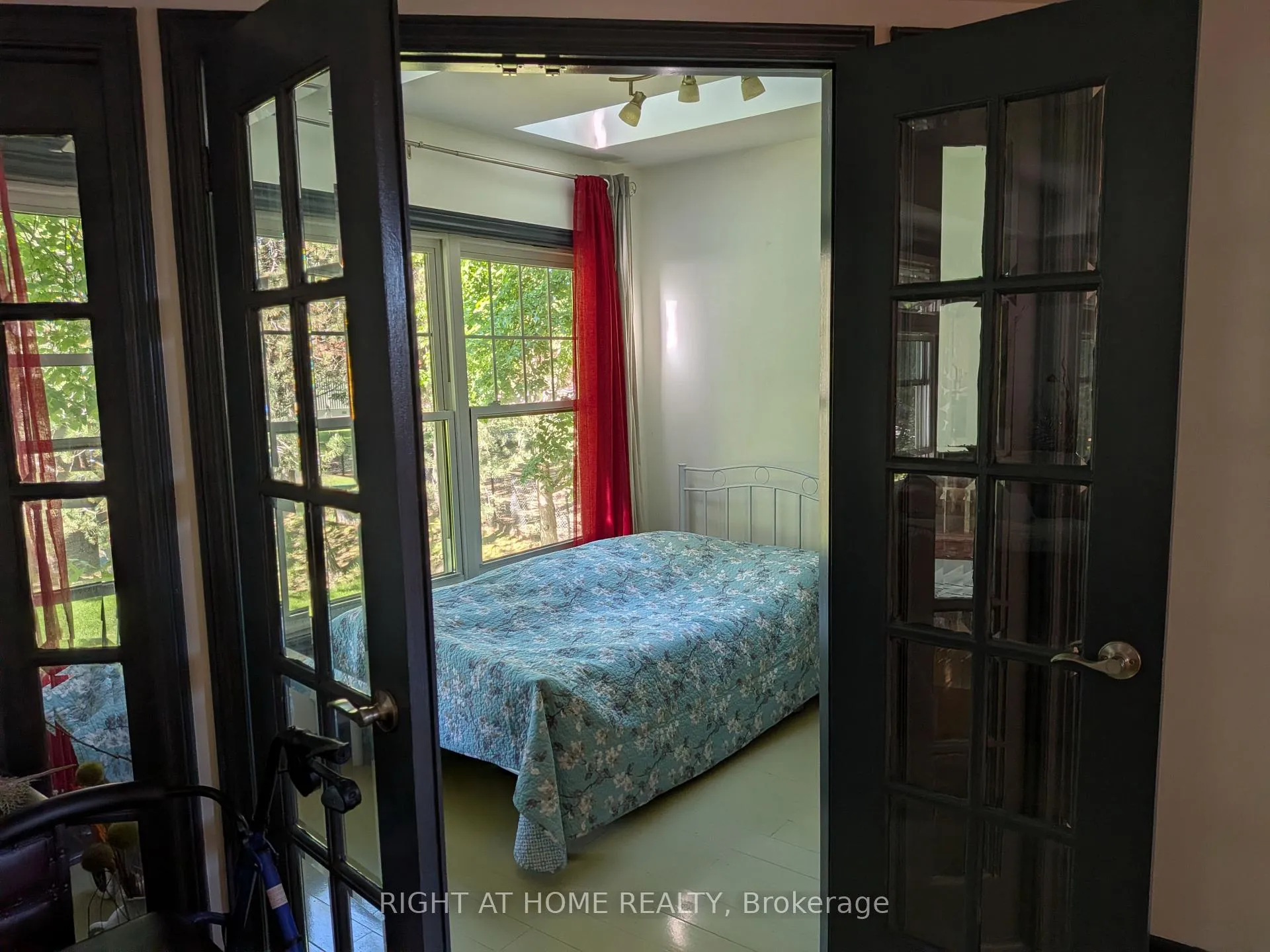 Photo 14 of Unit D-7, 1663 Nash Road, Clarington, Courtice — HOMEH