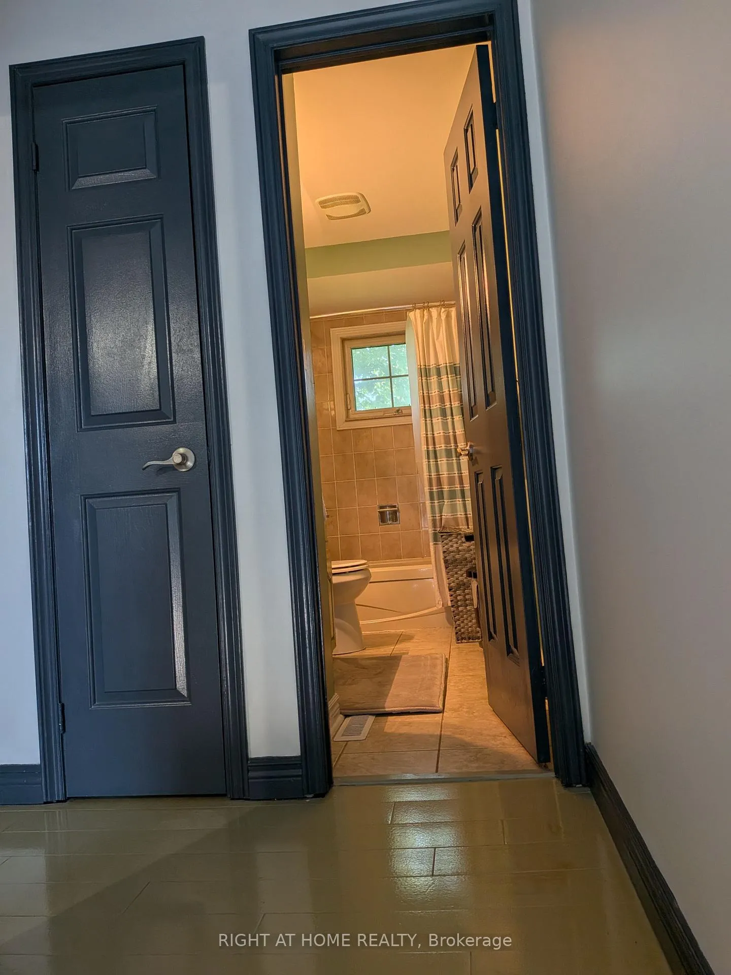 Photo 18 of Unit D-7, 1663 Nash Road, Clarington, Courtice — HOMEH