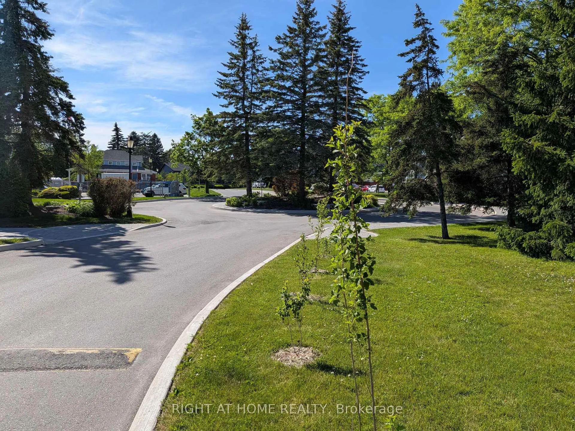 Photo 40 of Unit D-7, 1663 Nash Road, Clarington, Courtice — HOMEH