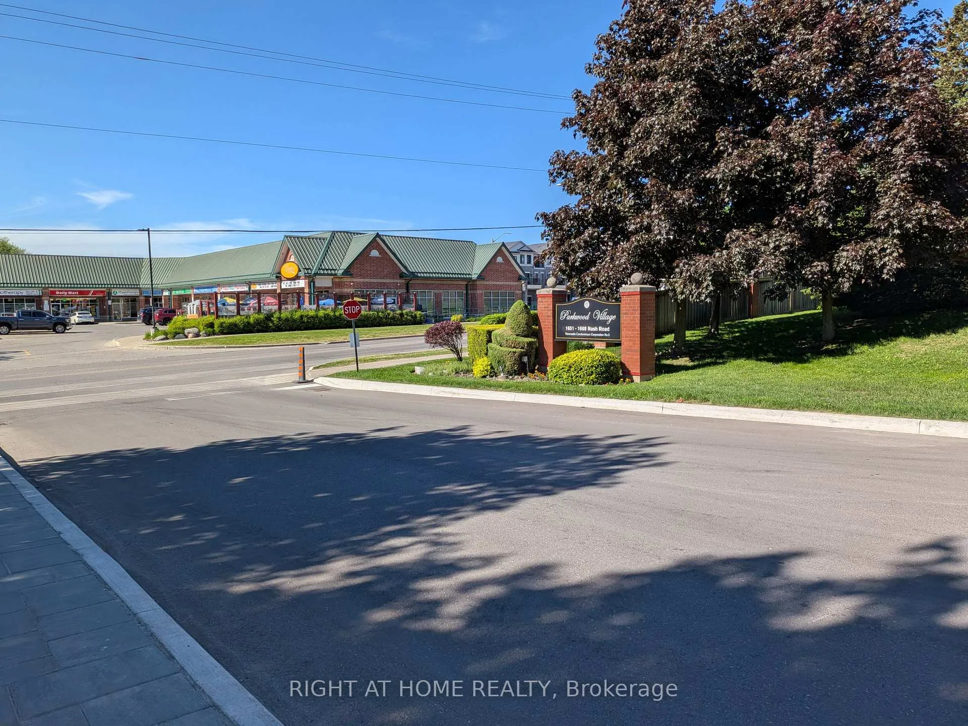 Photo 44 of Unit D-7, 1663 Nash Road, Clarington, Courtice — HOMEH