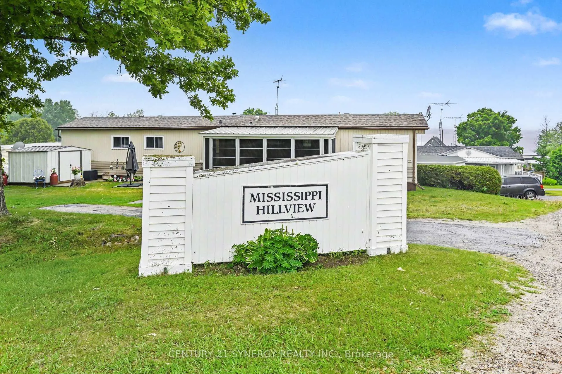 Photo 4 of 261 Hillview Road, Drummond/North Elmsley, Drummond N Elmsley (Drummond) Twp — HOMEH