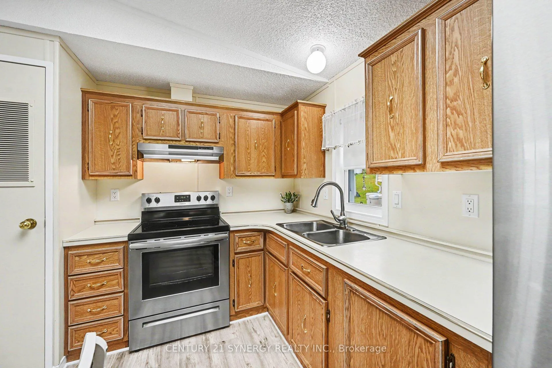 Photo 13 of 261 Hillview Road, Drummond/North Elmsley, Drummond N Elmsley (Drummond) Twp — HOMEH