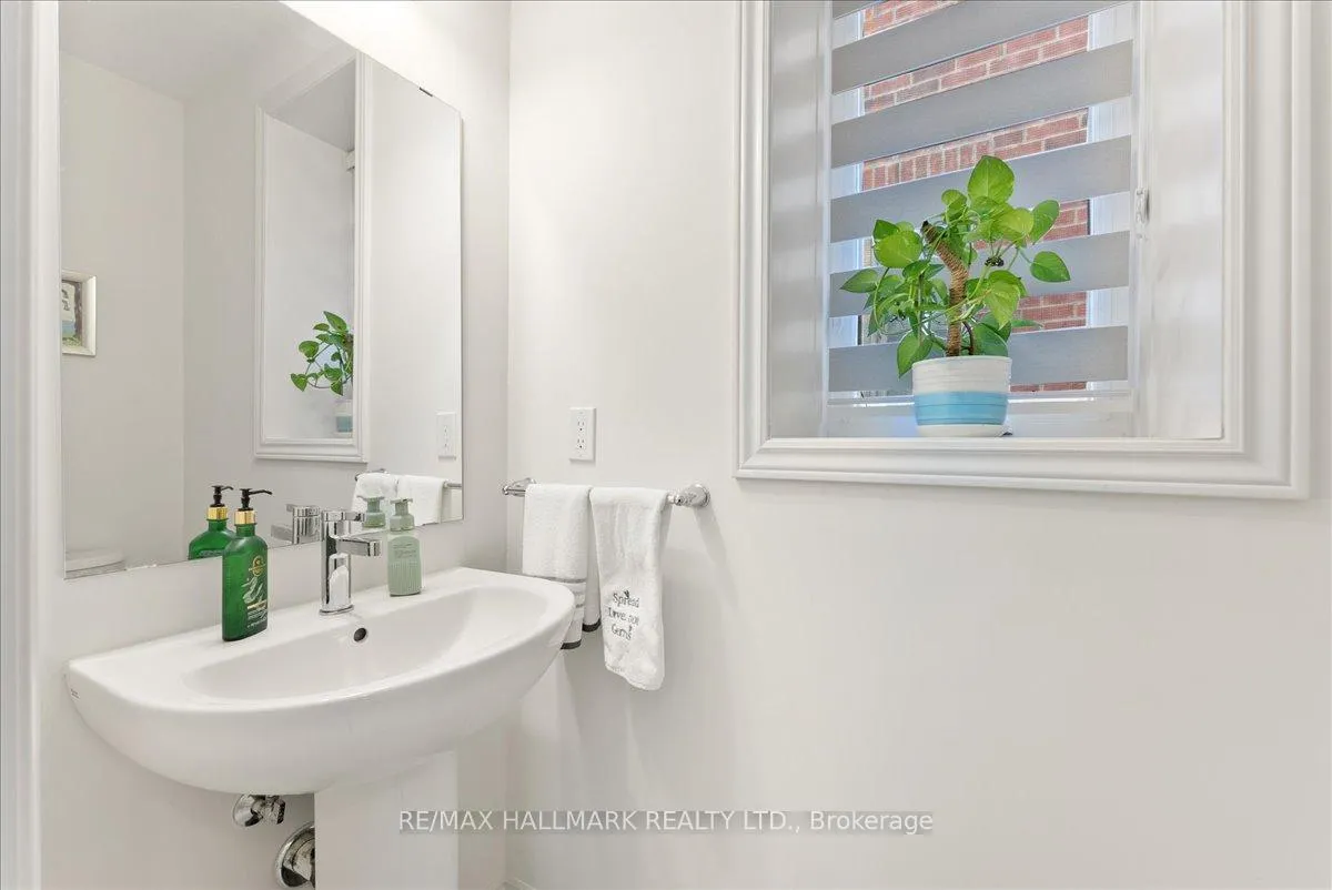 Photo 20 of 106 Rea Drive, Centre Wellington, Fergus — HOMEH