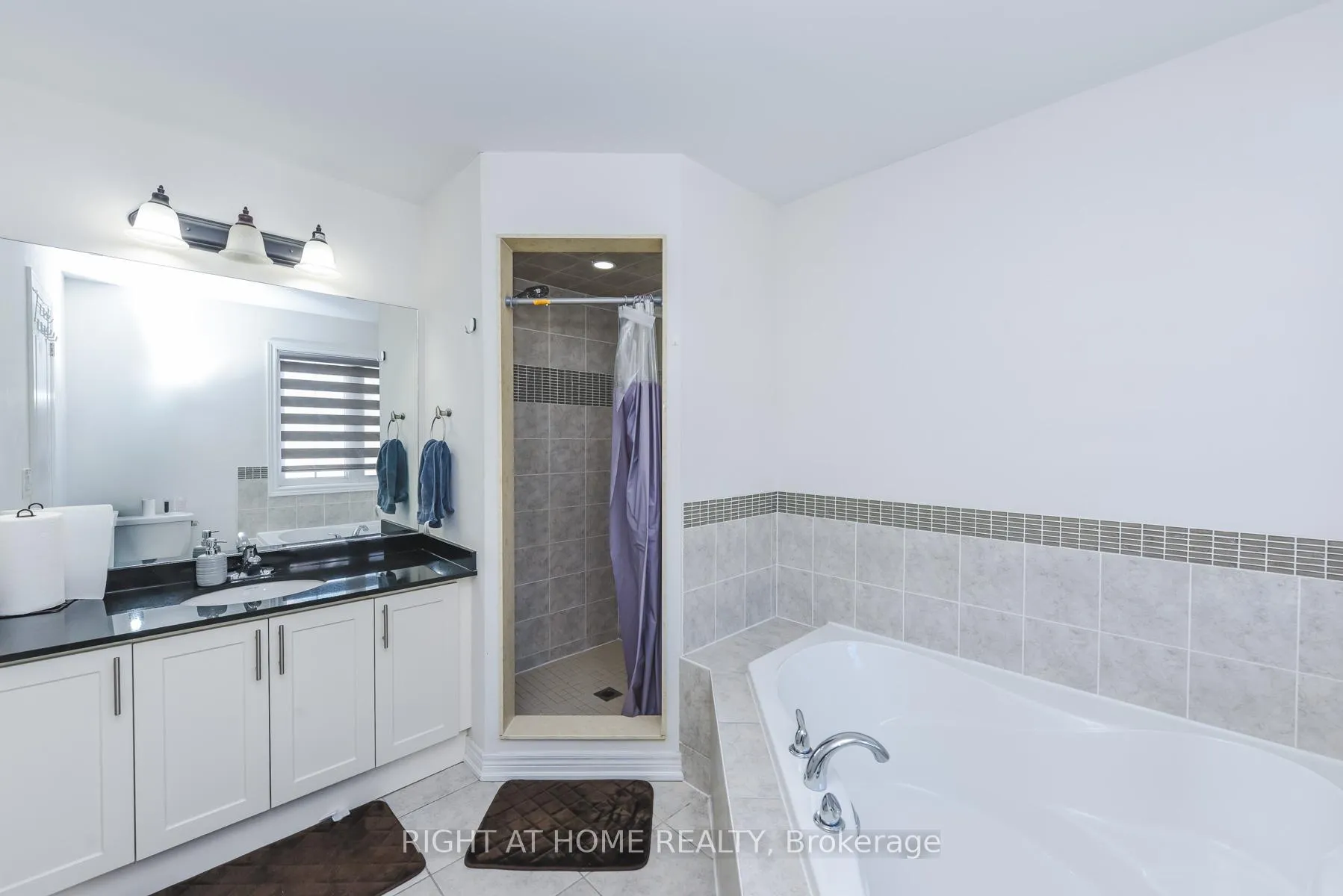 Photo 28 of 36 Spokanne Street, Brampton, Sandringham-Wellington North — HOMEH