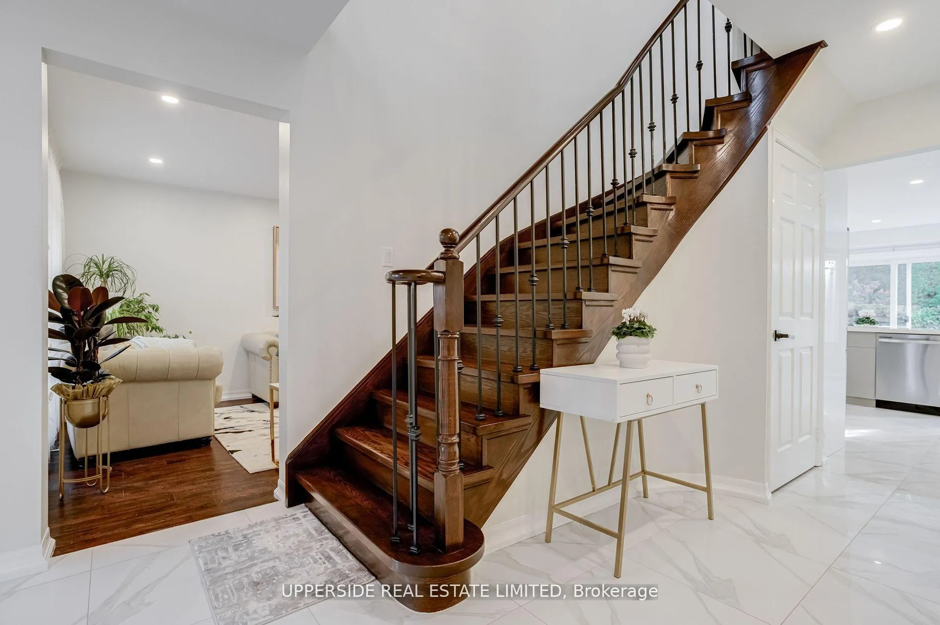Photo 14 of 167 Covent Crescent, Aurora, Aurora Highlands — HOMEH