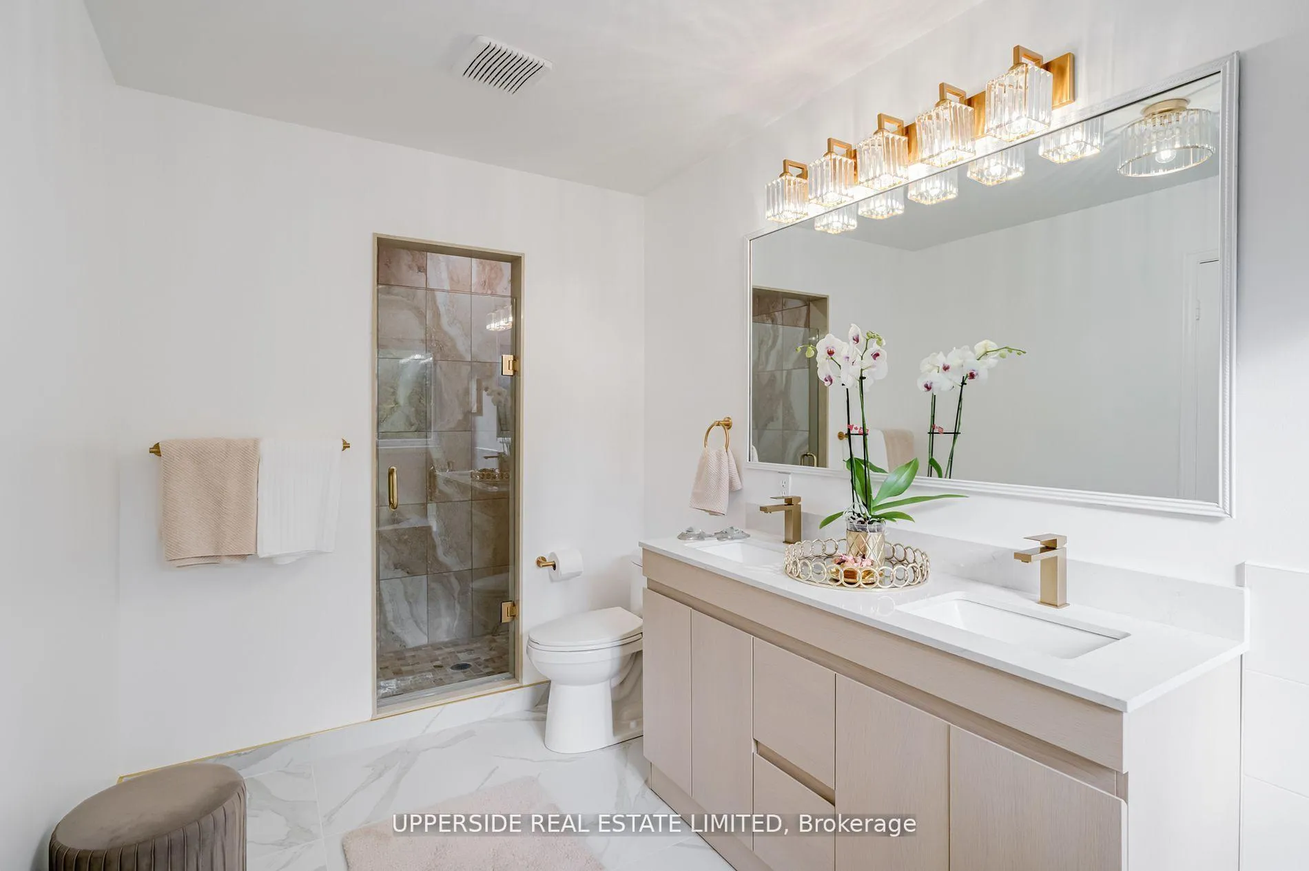 Photo 18 of 167 Covent Crescent, Aurora, Aurora Highlands — HOMEH