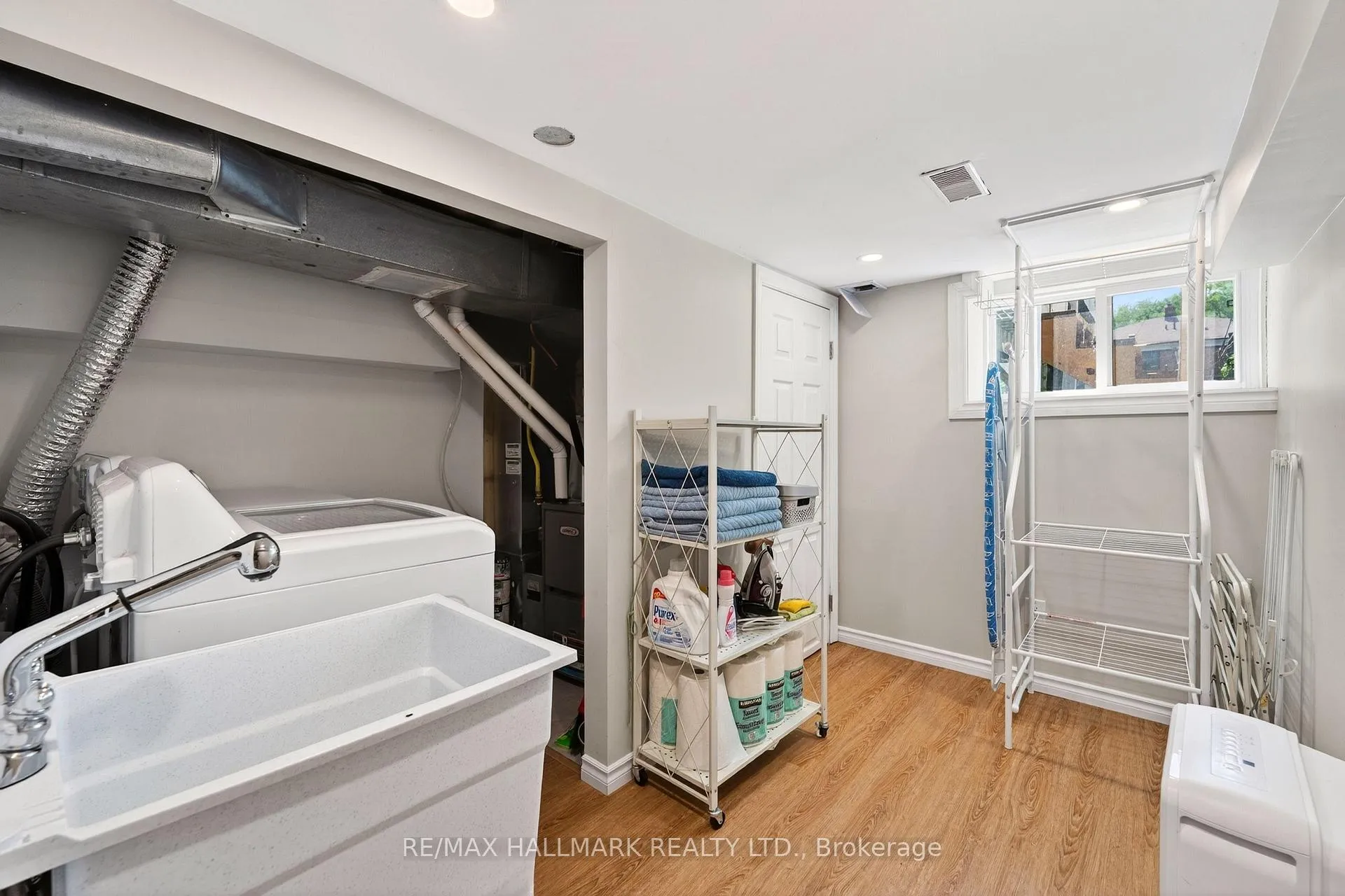 Photo 24 of 322 Highfield Road, Toronto, Greenwood-Coxwell — HOMEH