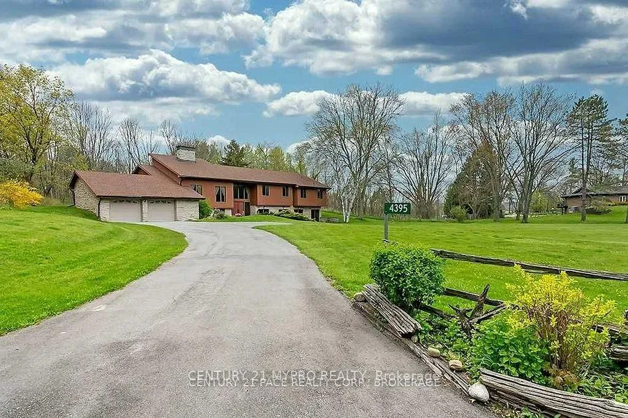 Photo 1 of 4395 4 Side Road, Burlington, Rural Burlington — HOMEH