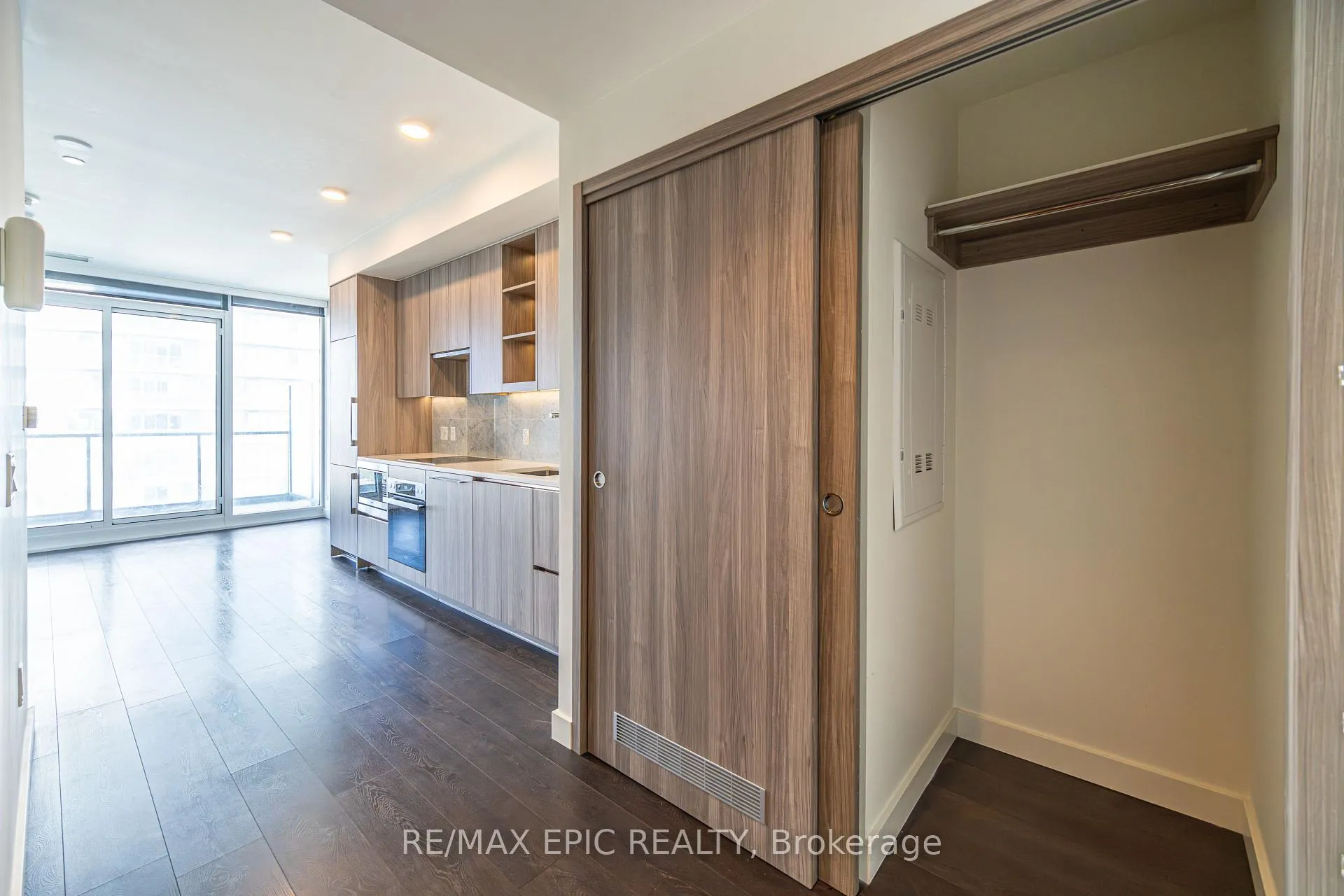Photo 6 of Unit 2715, 95 Mcmahon Drive, North York, Bayview Village — HOMEH