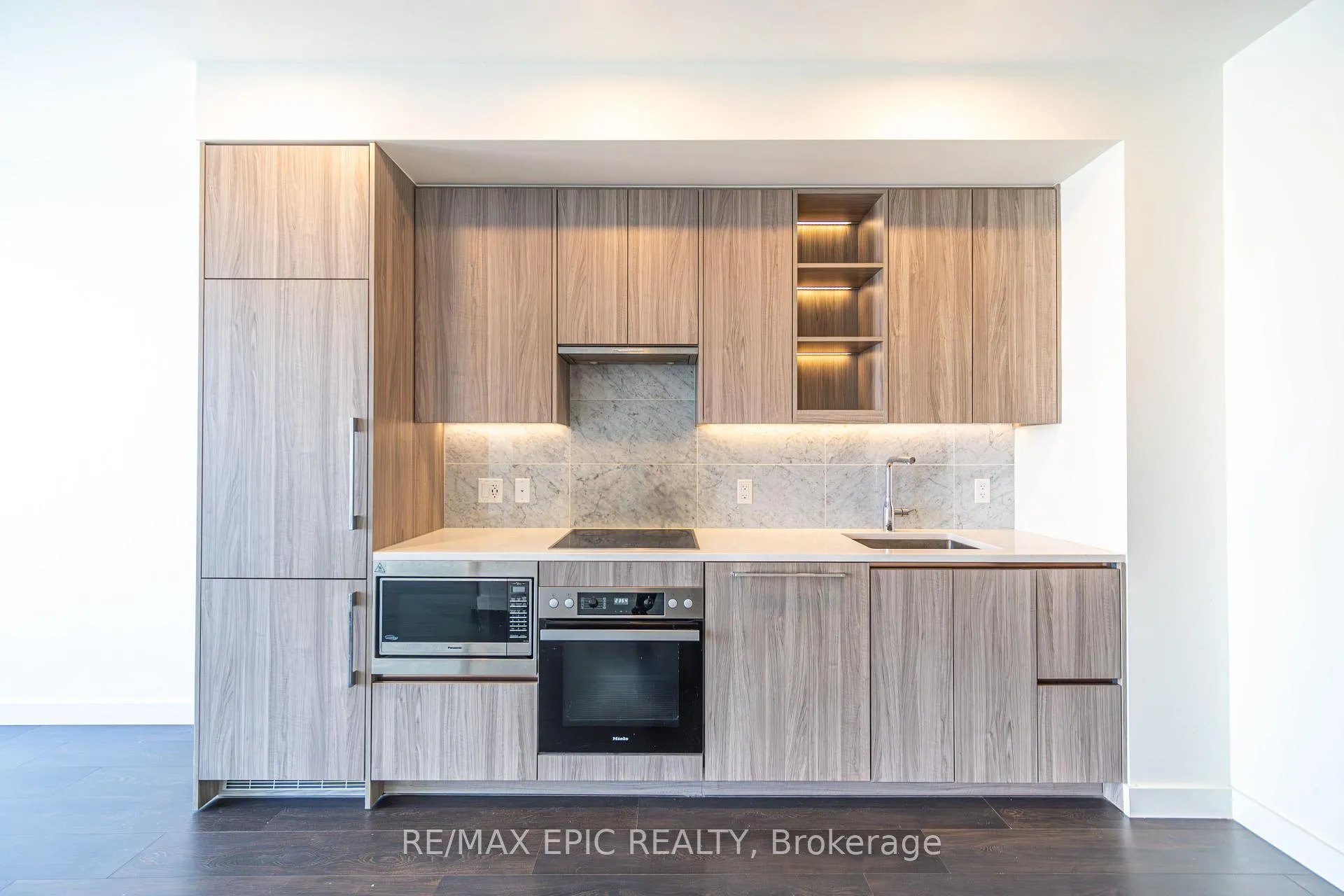 Photo 9 of Unit 2715, 95 Mcmahon Drive, North York, Bayview Village — HOMEH