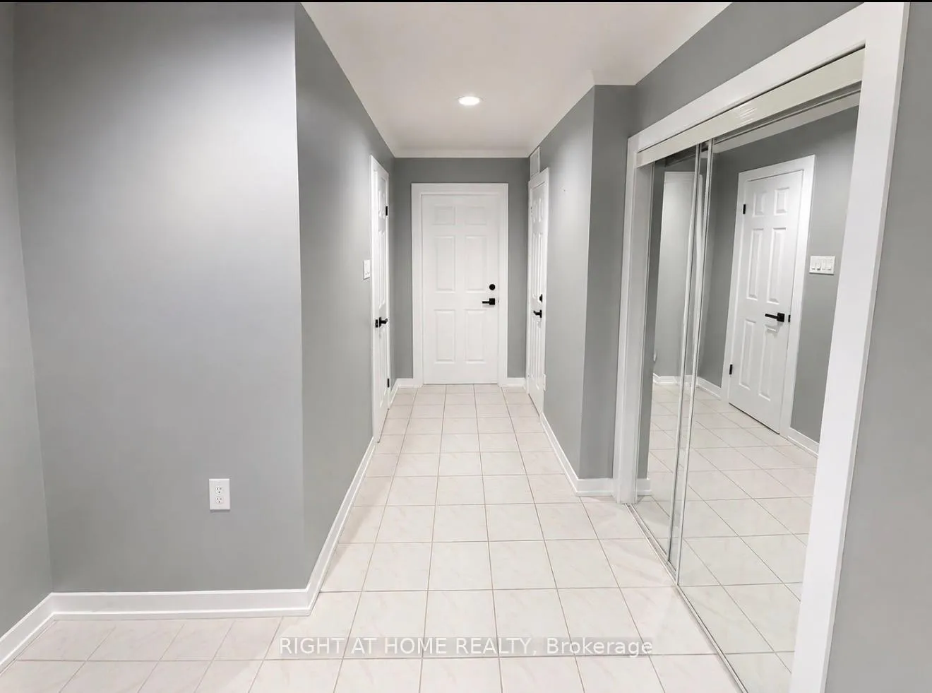 Photo 4 of Unit BSMT, 8 Lacey Avenue, Toronto, Keelesdale-Eglinton West — HOMEH