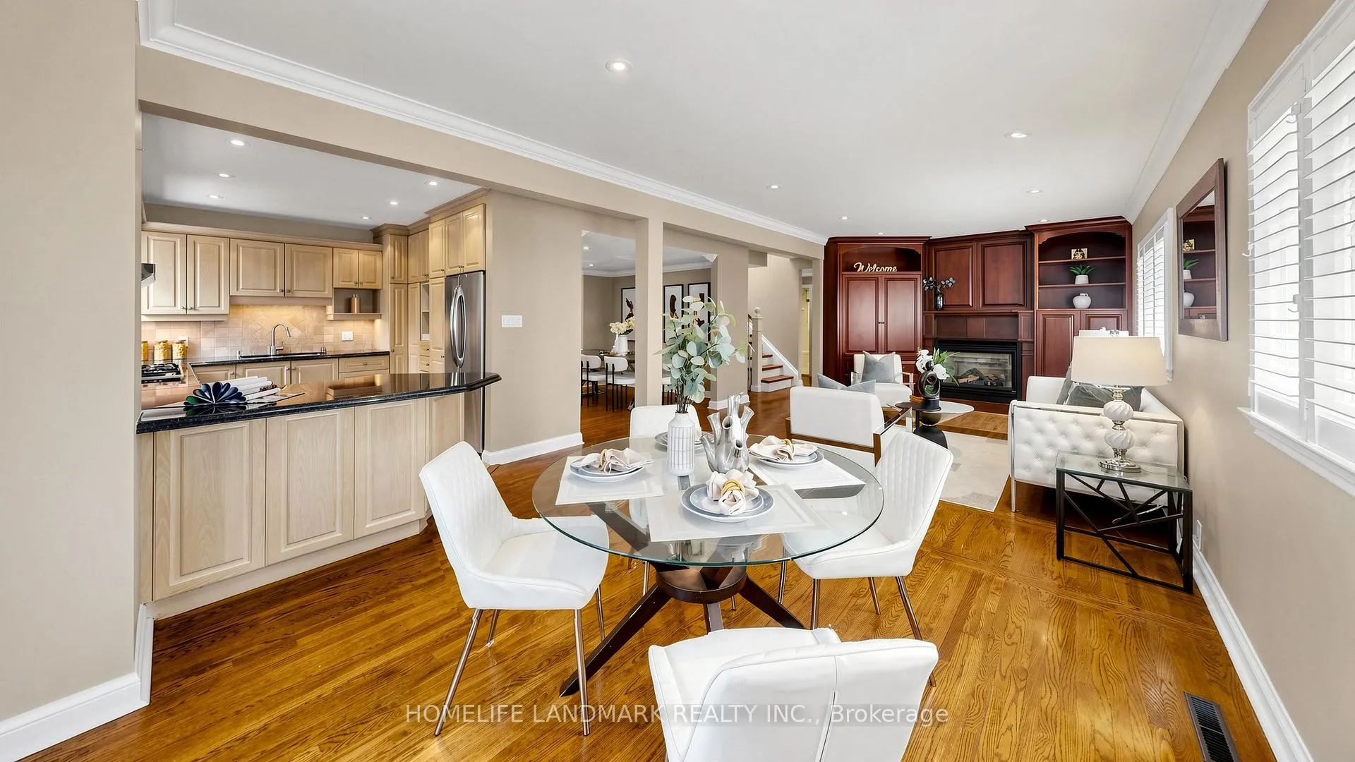 Photo 10 of 27 Quincy Crescent, North York, Henry Farm — HOMEH