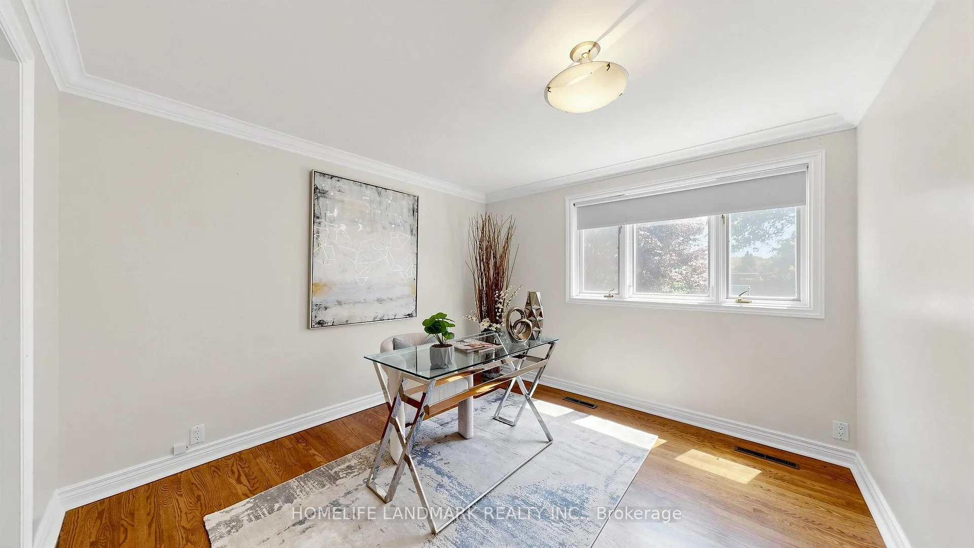 Photo 15 of 27 Quincy Crescent, North York, Henry Farm — HOMEH