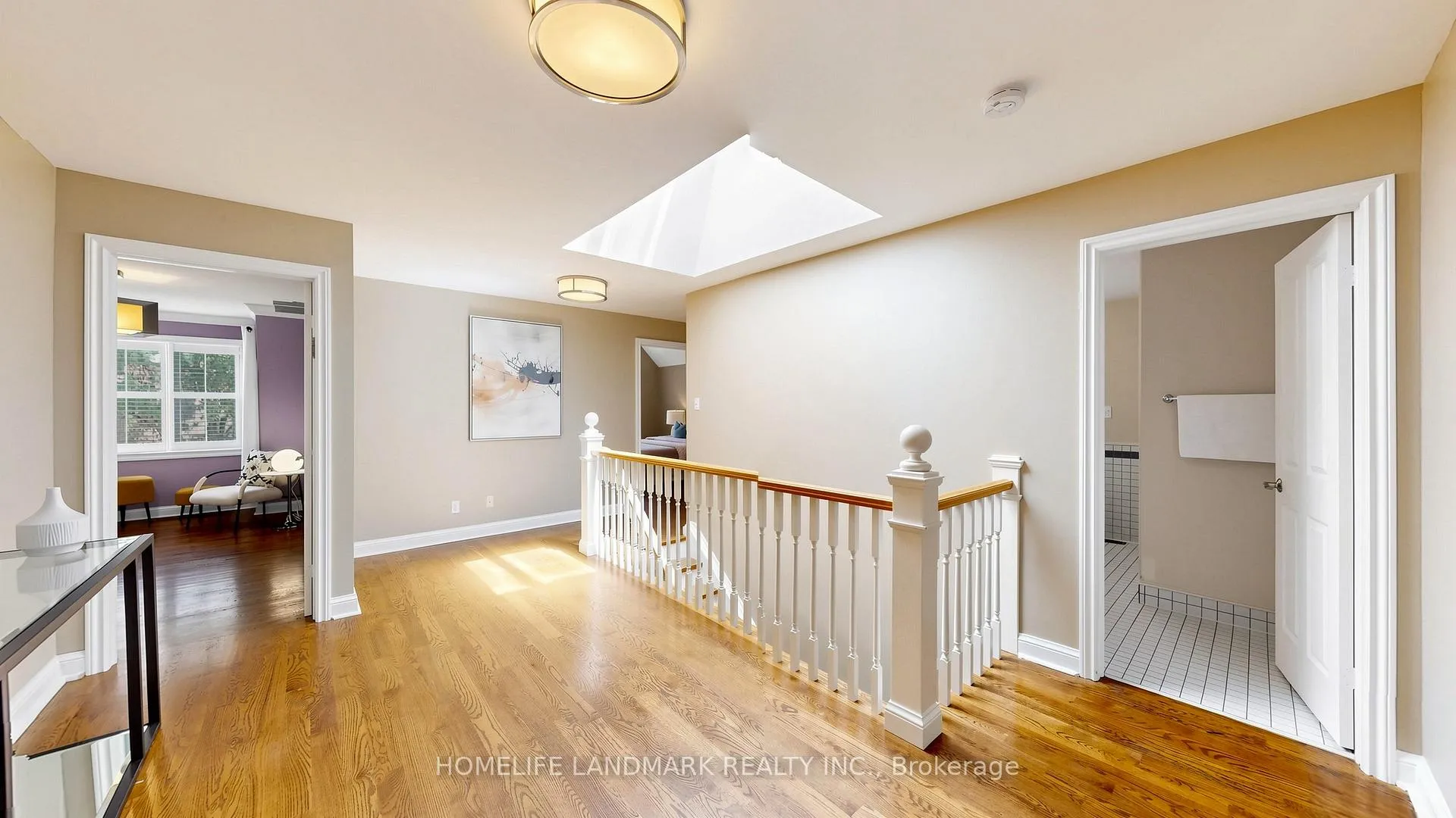 Photo 17 of 27 Quincy Crescent, North York, Henry Farm — HOMEH