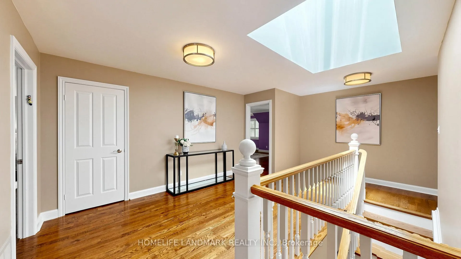 Photo 18 of 27 Quincy Crescent, North York, Henry Farm — HOMEH