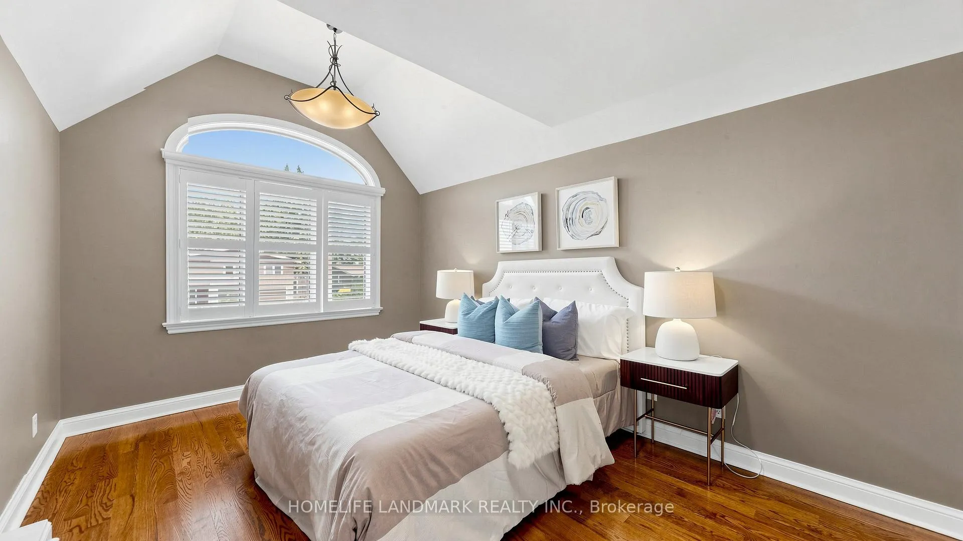 Photo 30 of 27 Quincy Crescent, North York, Henry Farm — HOMEH