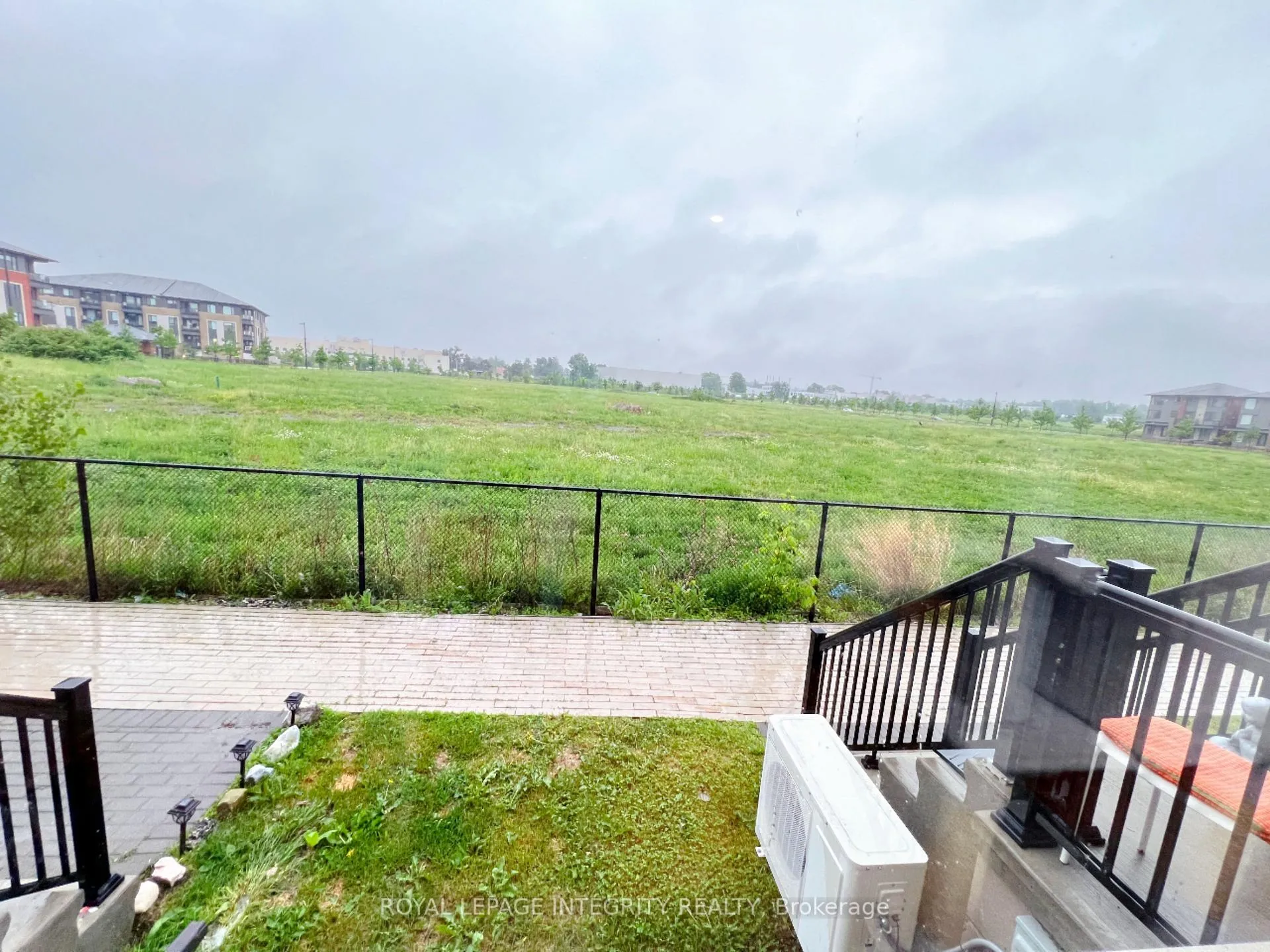 Photo 16 of 513 Ozawa Private, Ottawa, CFB Rockcliffe and Area — HOMEH