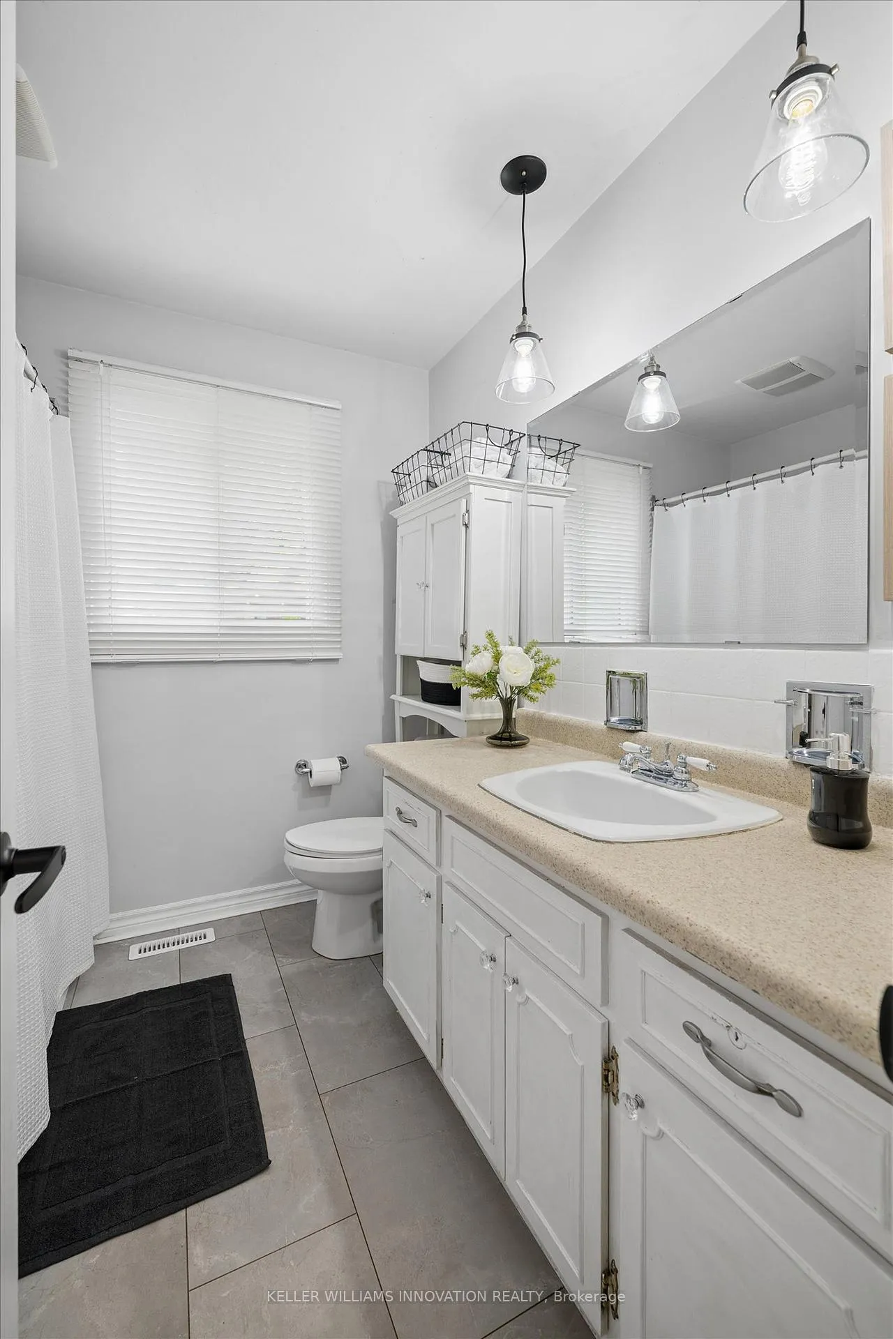 Photo 26 of 22 Brookside Crescent, Kitchener, Forest Heights — HOMEH