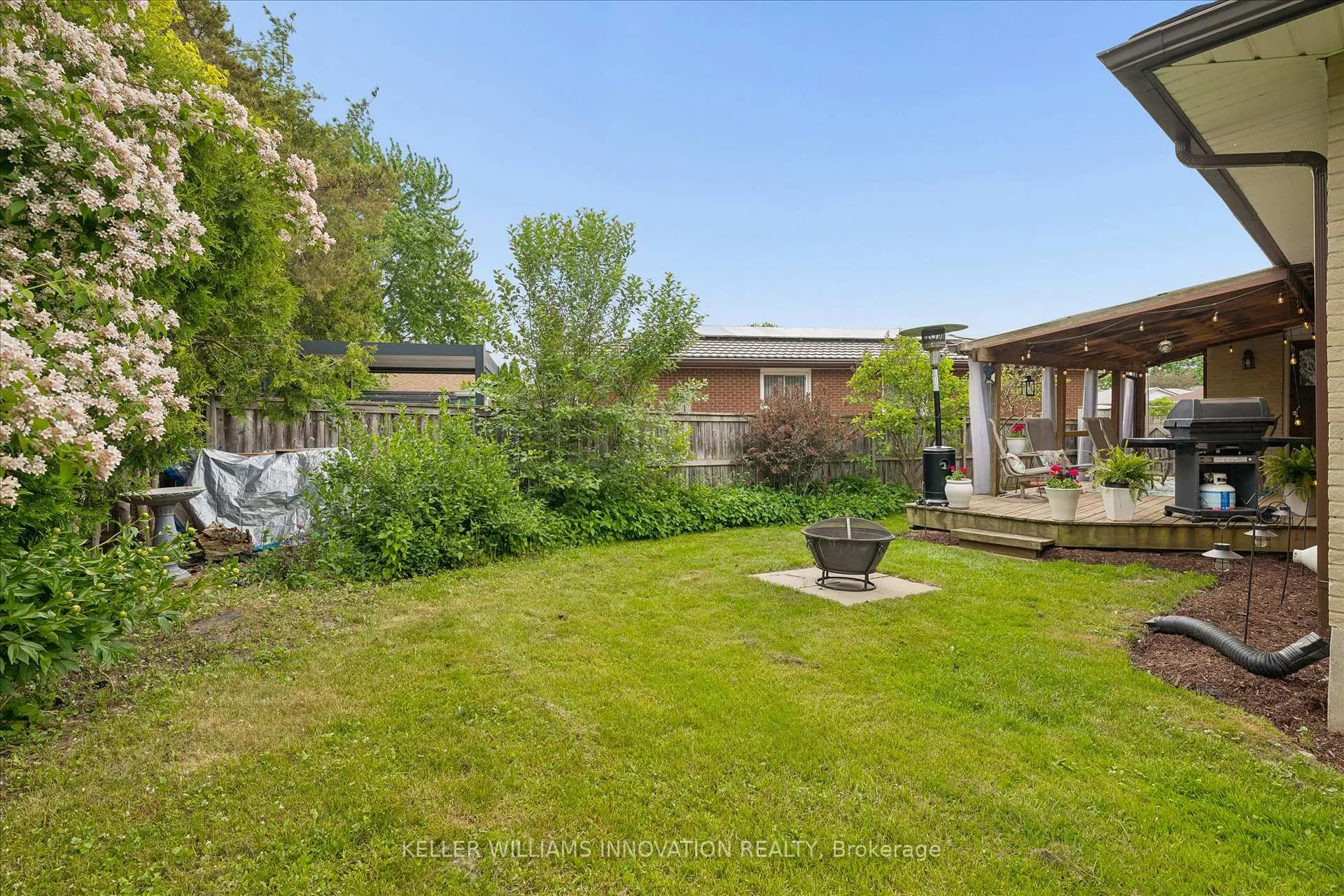 Photo 40 of 22 Brookside Crescent, Kitchener, Forest Heights — HOMEH