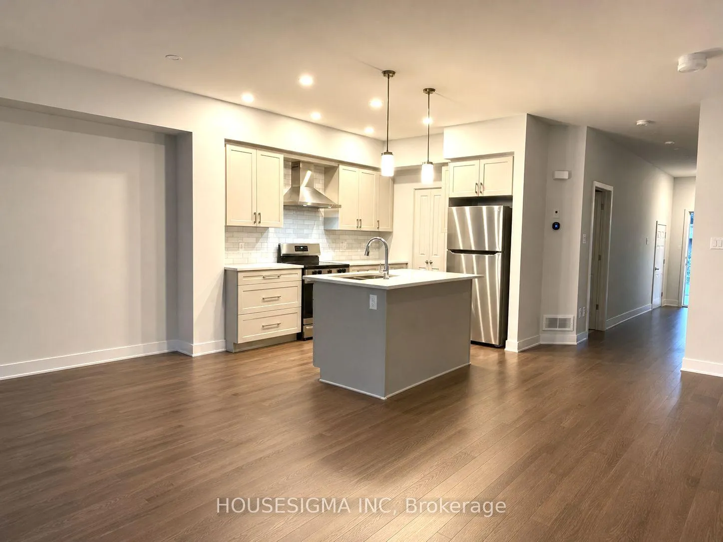 Photo 4 of 513 Cardamom Terrace, Ottawa, Stittsville (South) — HOMEH