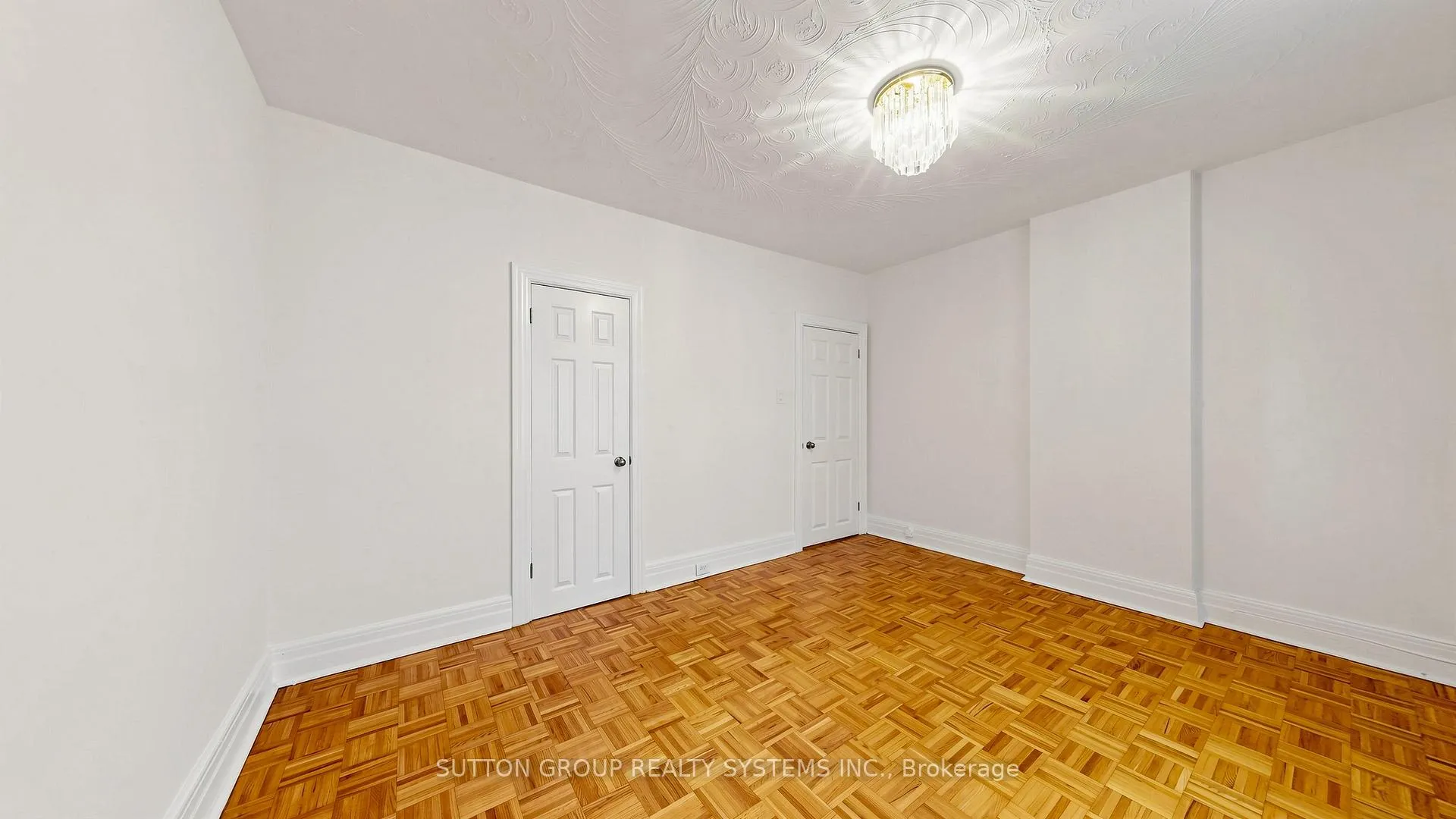 Photo 11 of 799 Lansdowne Avenue, Toronto, Dovercourt-Wallace Emerson-Junction — HOMEH