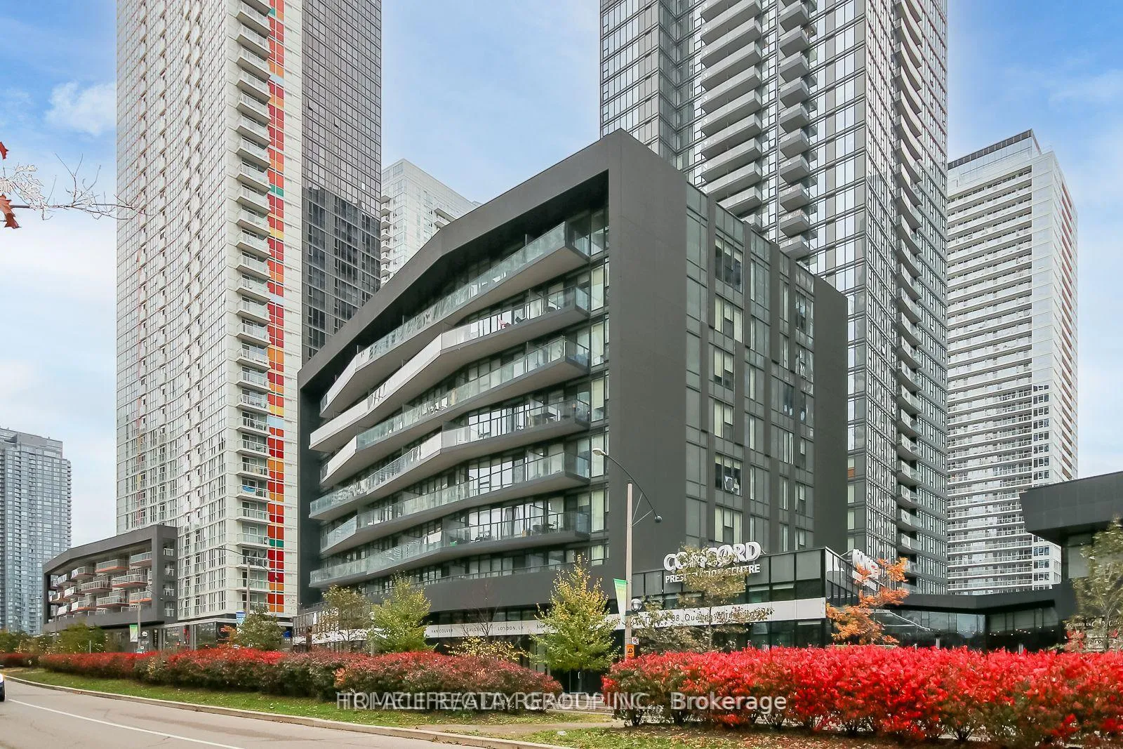 Front of Unit 502, 90 Queens Wharf Road