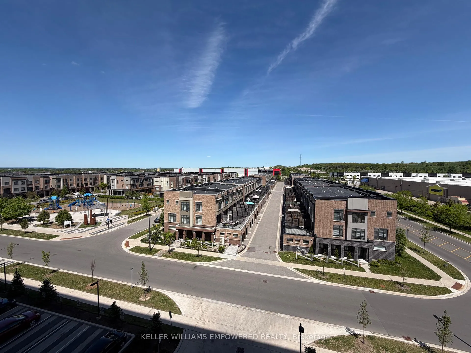 Photo 15 of Unit 503, 100 Eagle Rock Way, Vaughan, Maple — HOMEH