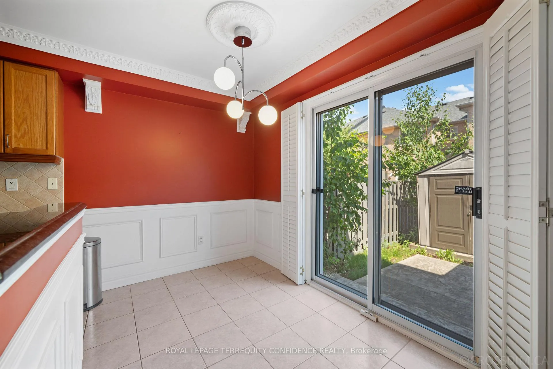 Photo 11 of 131 Laurelhurst Crescent, Vaughan, Vellore Village — HOMEH