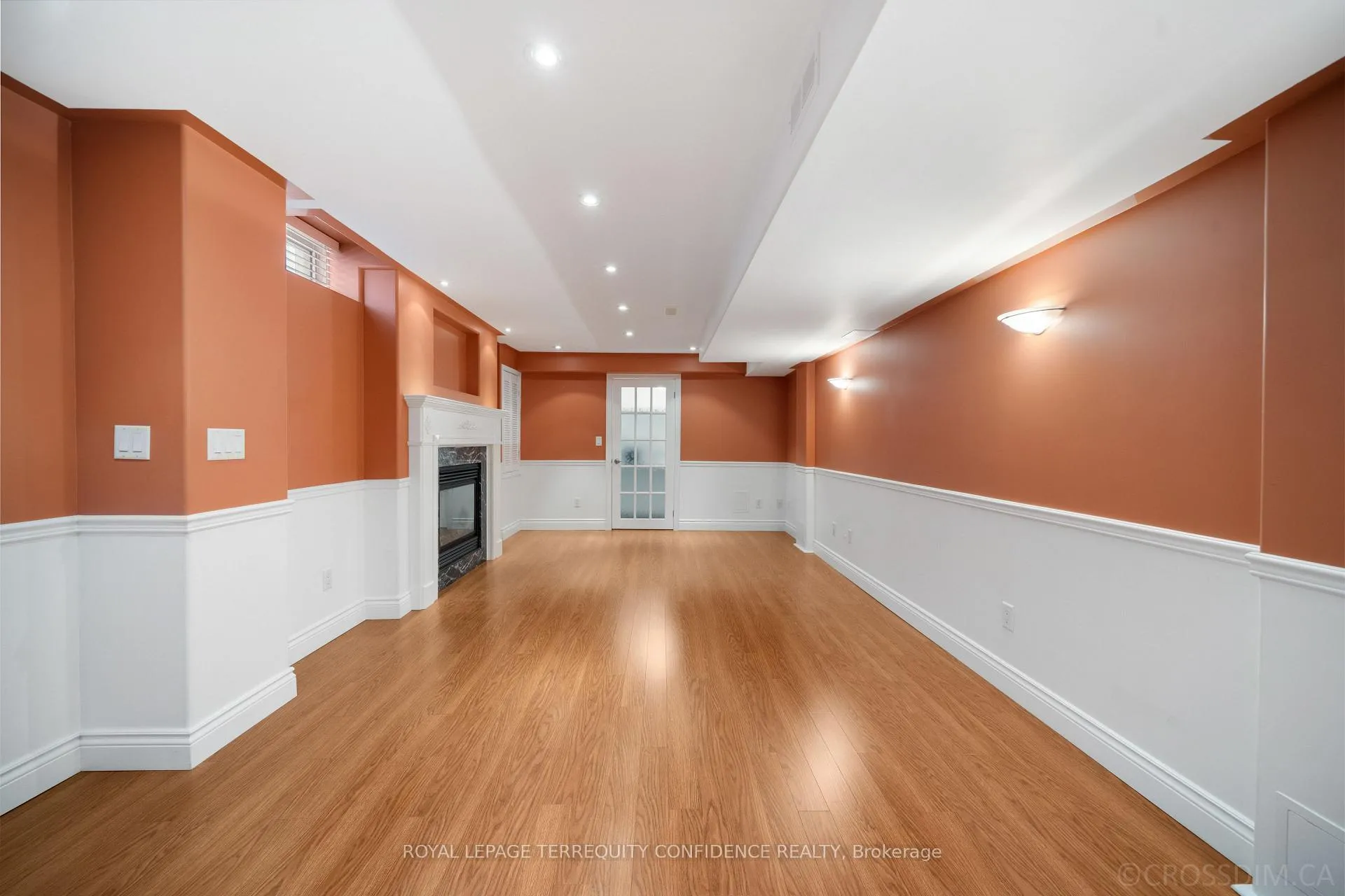 Photo 24 of 131 Laurelhurst Crescent, Vaughan, Vellore Village — HOMEH