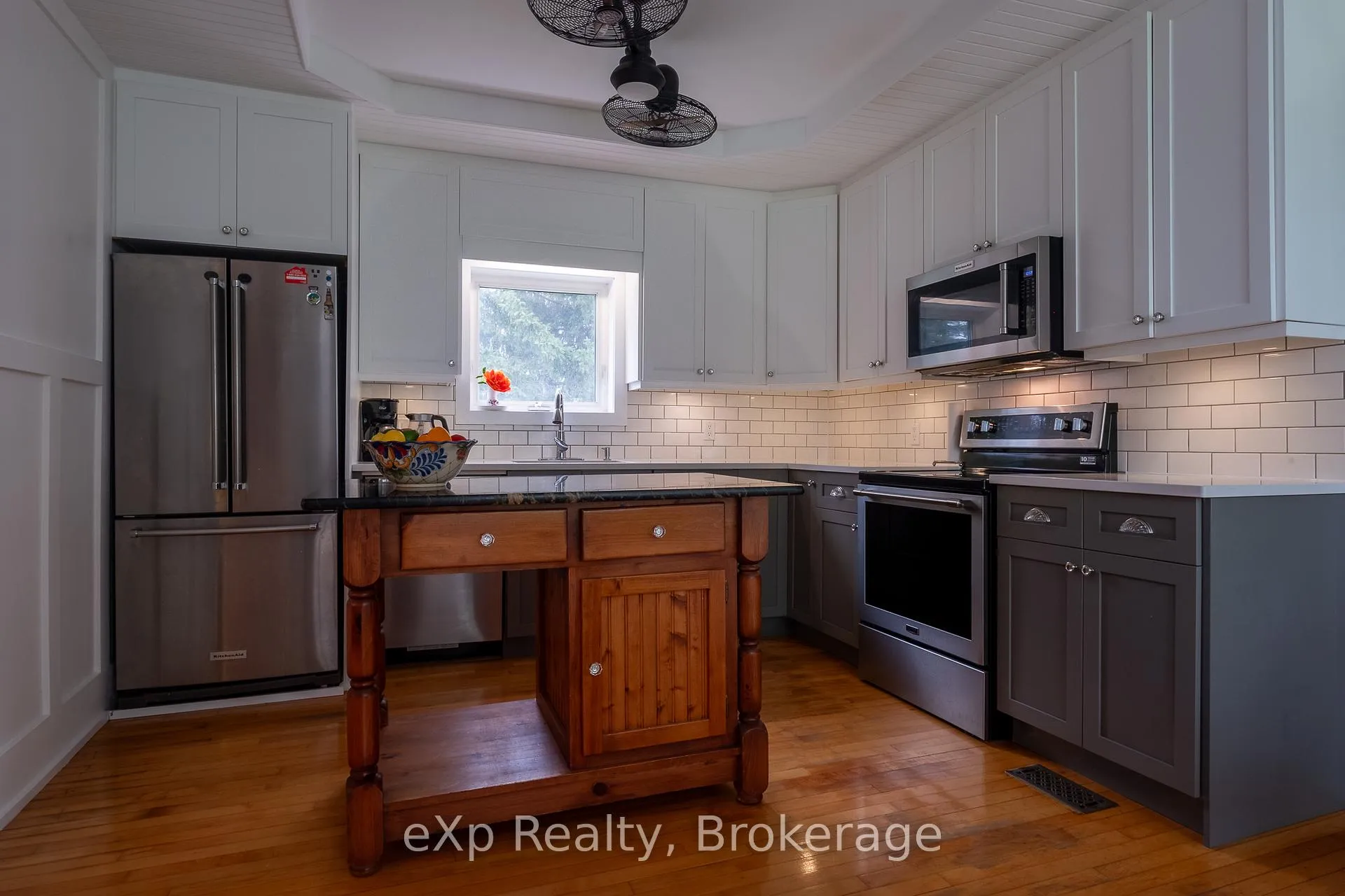 Photo 8 of 046296 Old Mail Road, Meaford — HOMEH