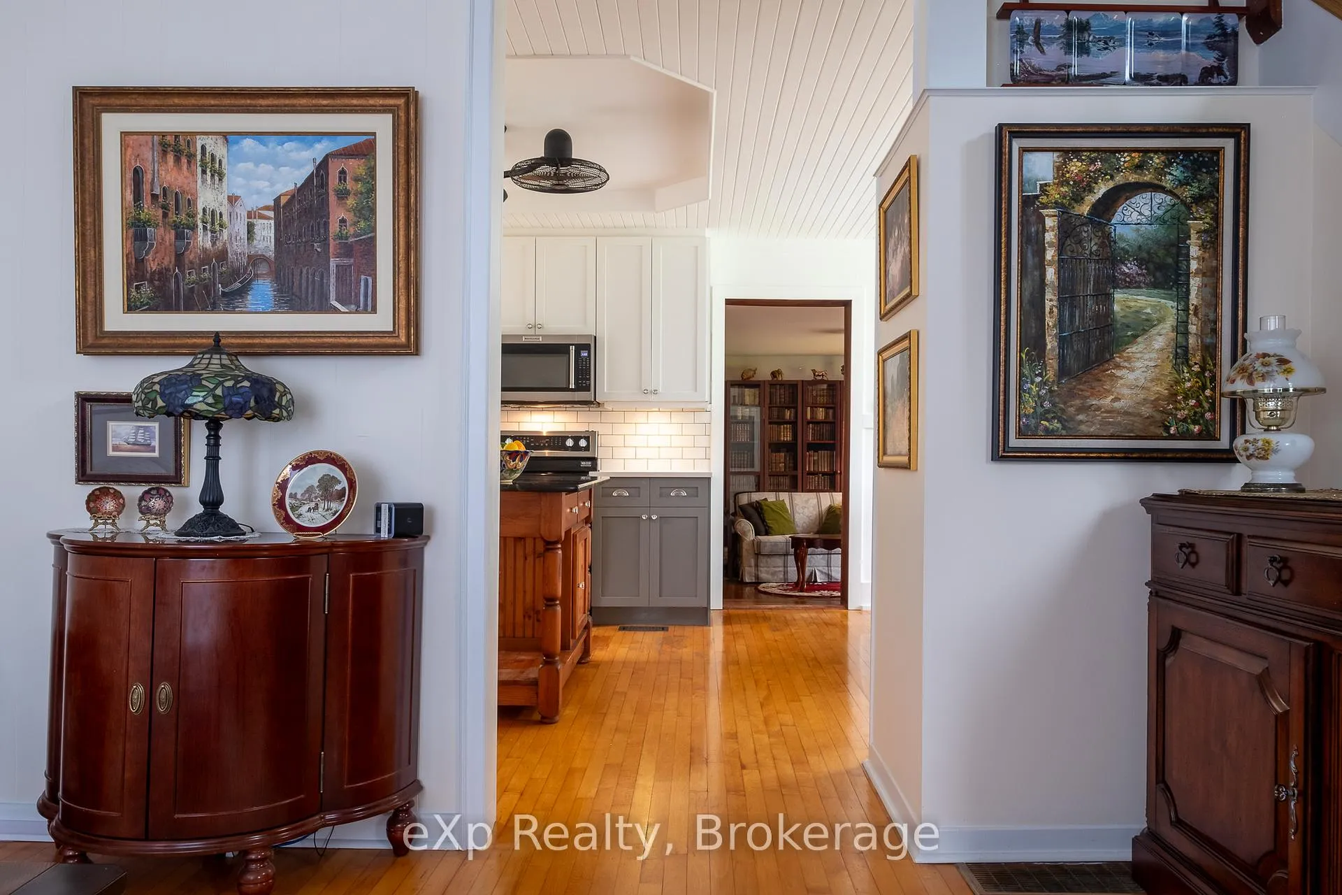 Photo 15 of 046296 Old Mail Road, Meaford — HOMEH
