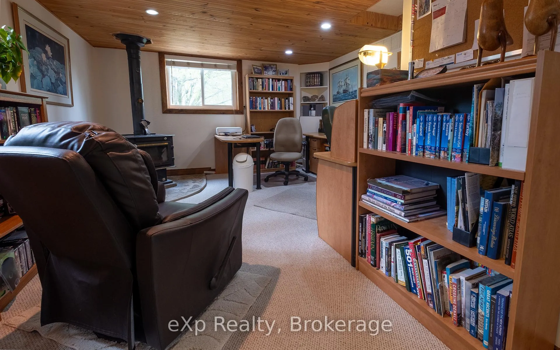 Photo 17 of 046296 Old Mail Road, Meaford — HOMEH
