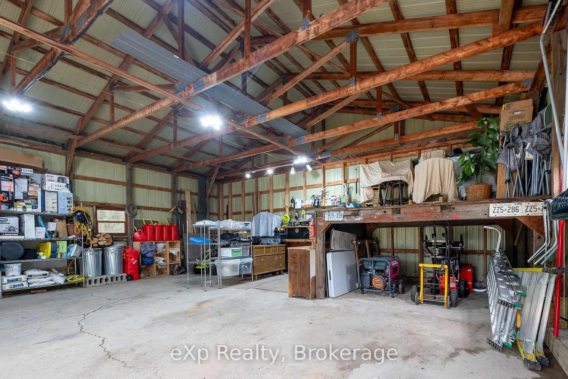 Photo 27 of 046296 Old Mail Road, Meaford — HOMEH