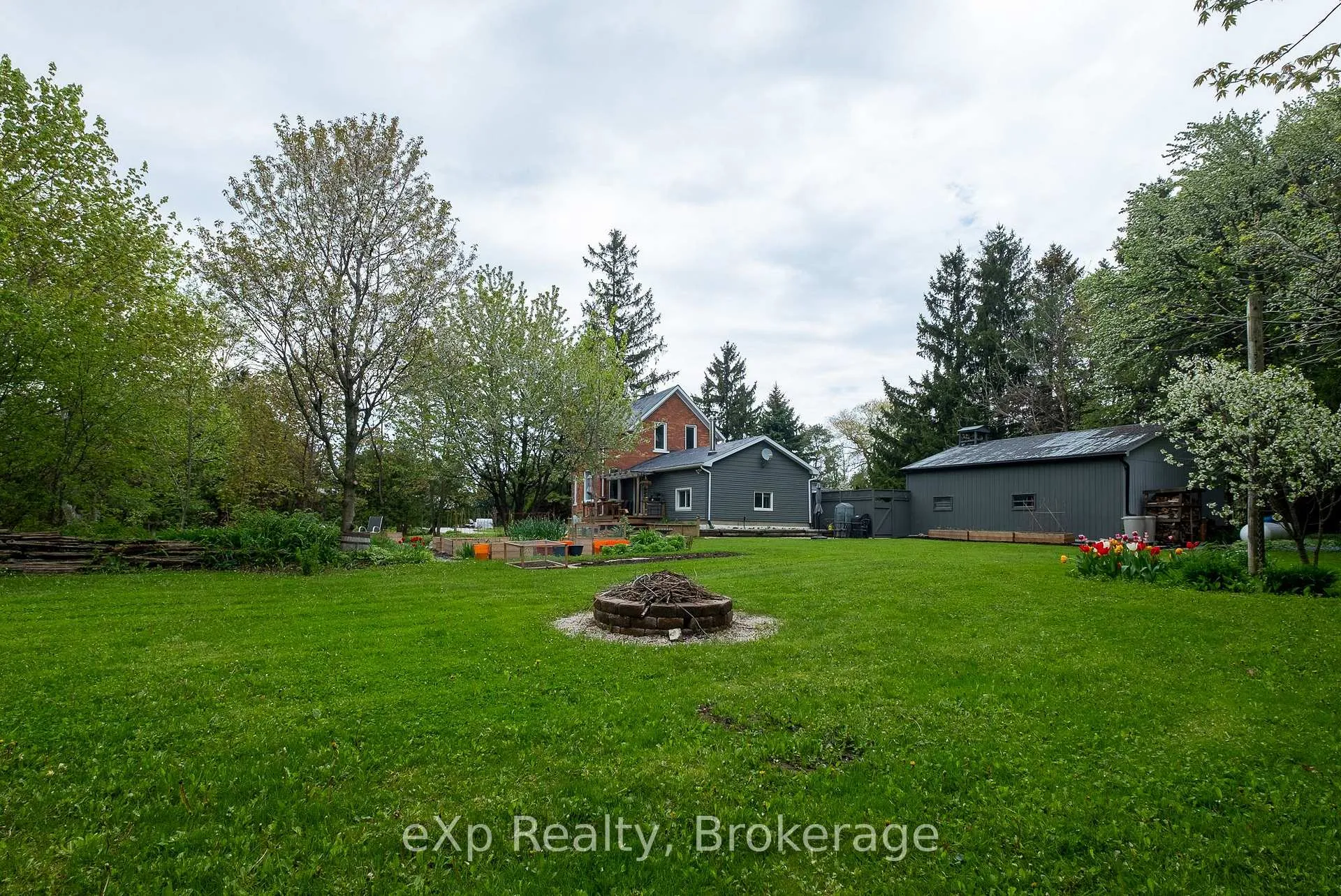 Photo 39 of 046296 Old Mail Road, Meaford — HOMEH