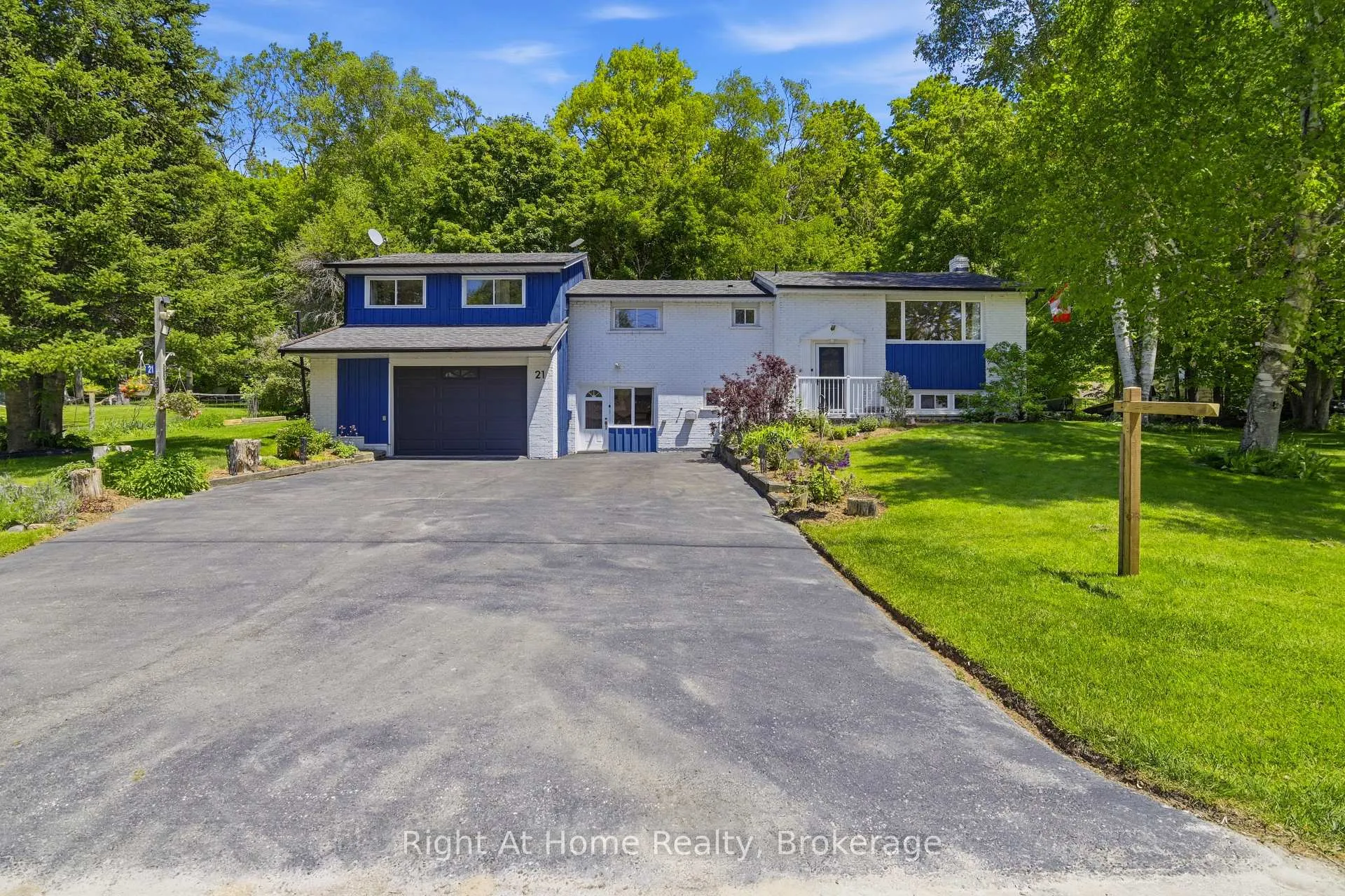 Front of 21 Nonquon Drive