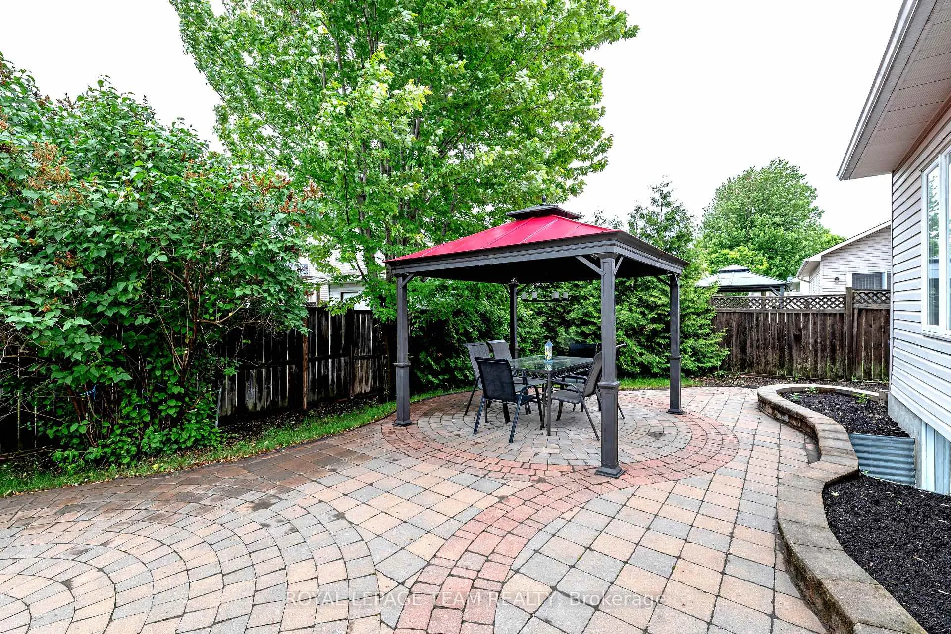 Photo 6 of 134 Coursier Crescent, Ottawa, Avalon East — HOMEH