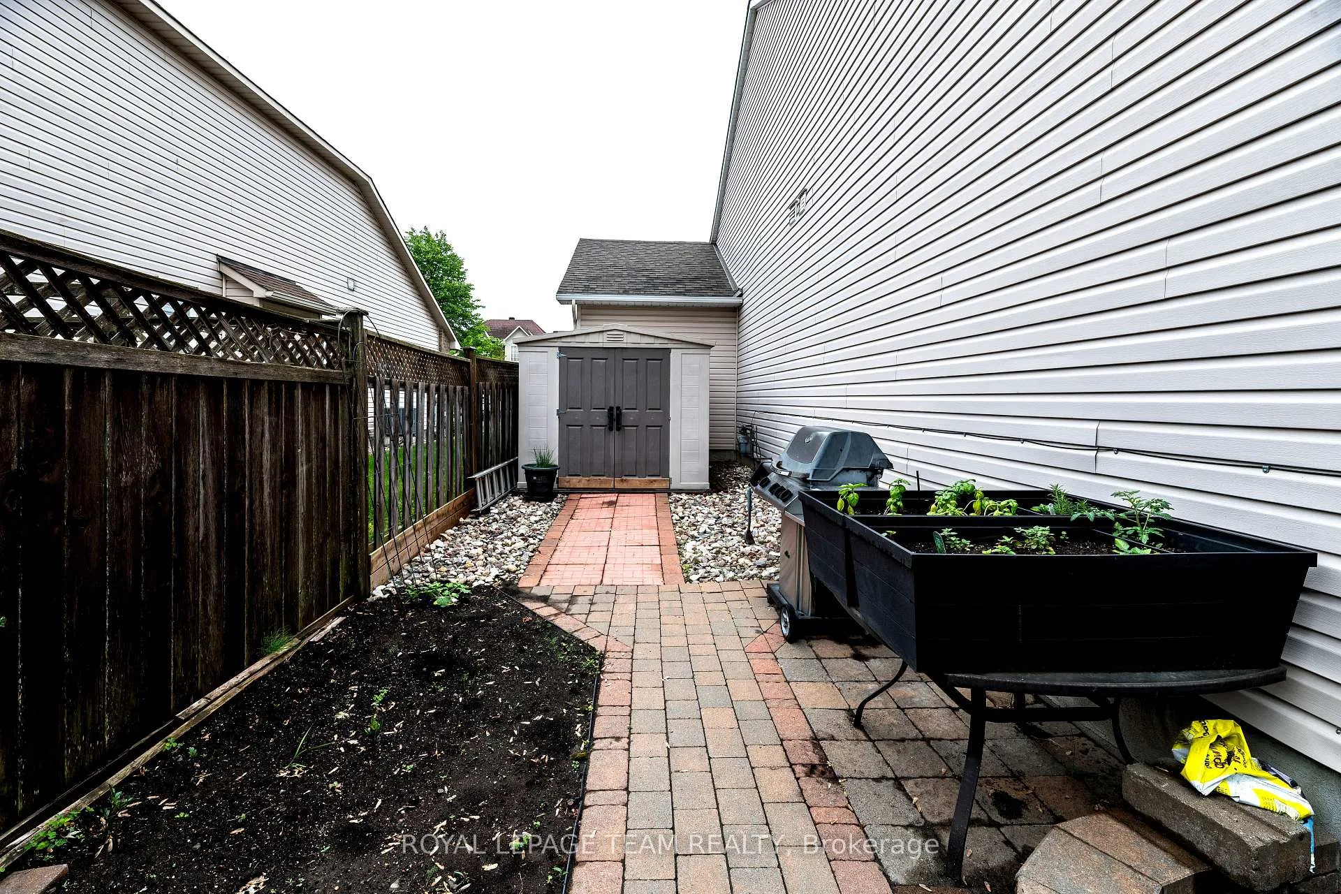 Photo 9 of 134 Coursier Crescent, Ottawa, Avalon East — HOMEH