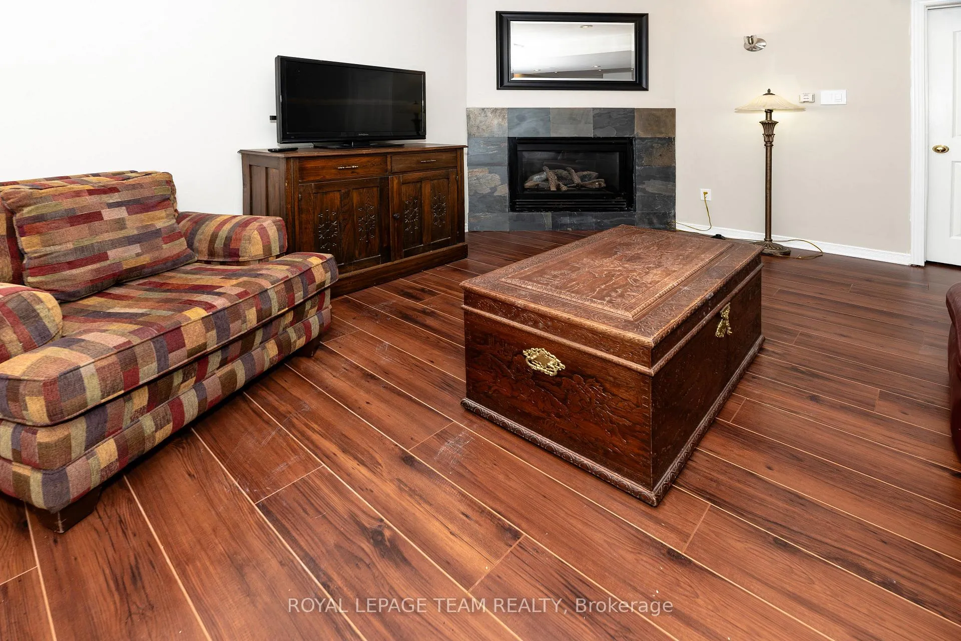 Photo 36 of 134 Coursier Crescent, Ottawa, Avalon East — HOMEH