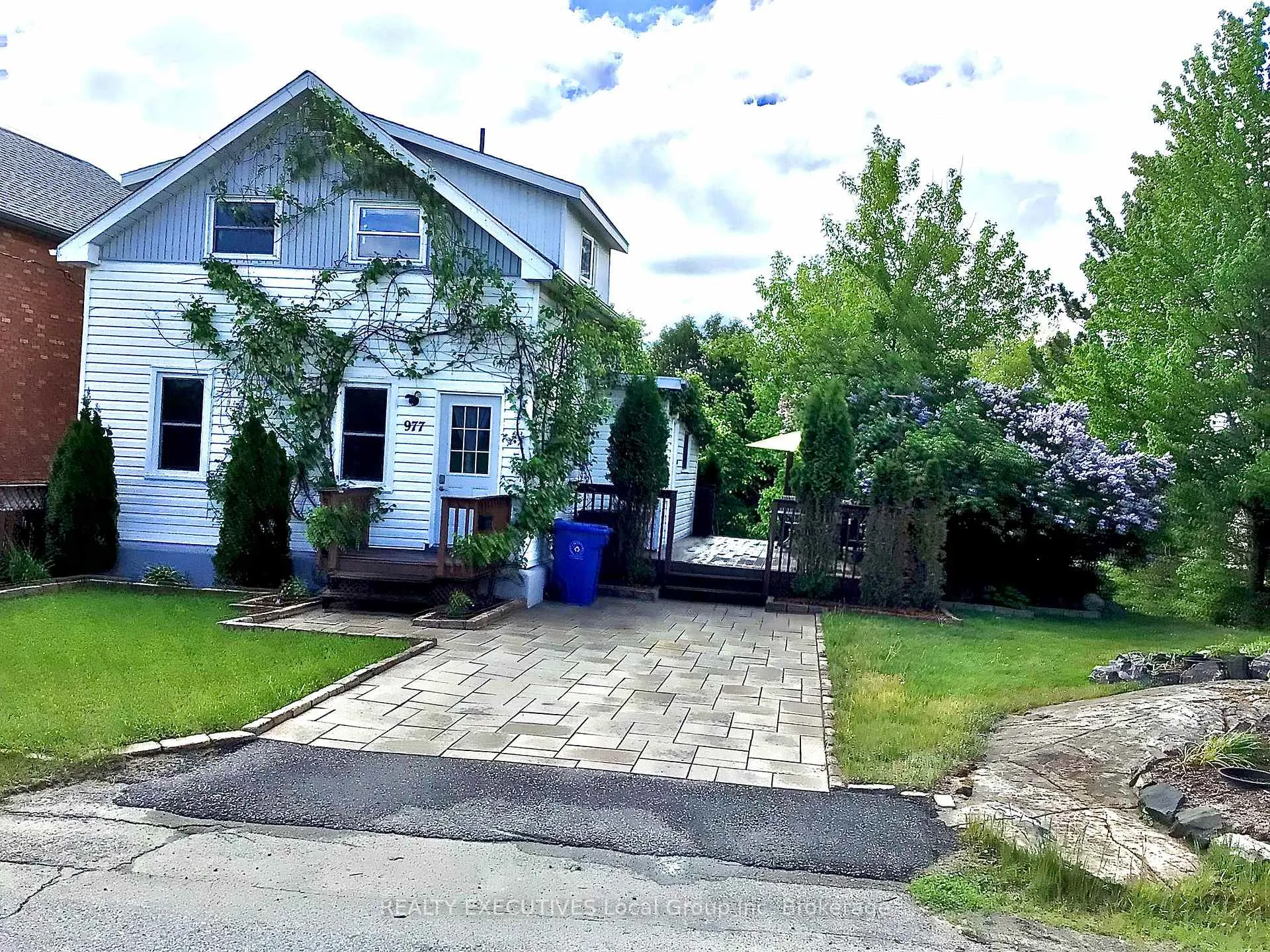 Photo 2 of 977 Brookes Street, North Bay, Central — HOMEH