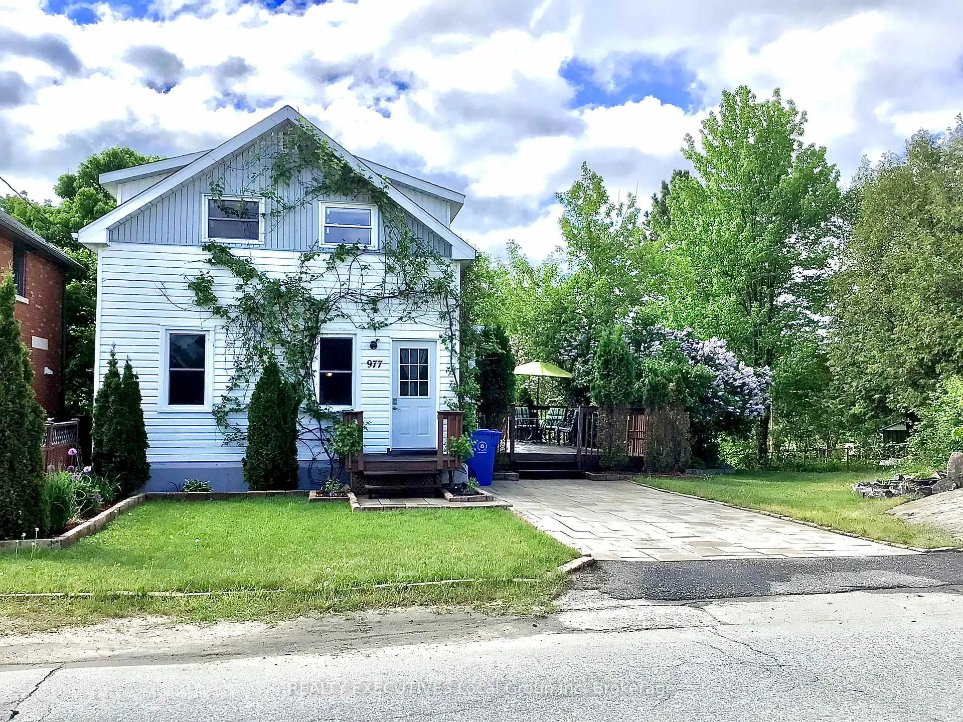 Photo 3 of 977 Brookes Street, North Bay, Central — HOMEH