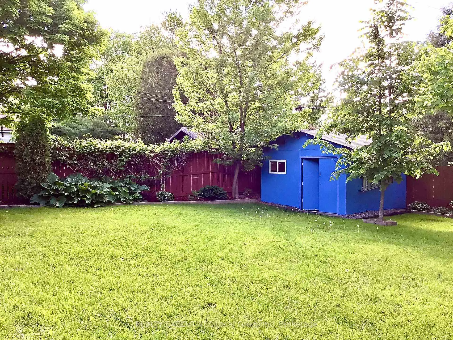 Photo 11 of 977 Brookes Street, North Bay, Central — HOMEH
